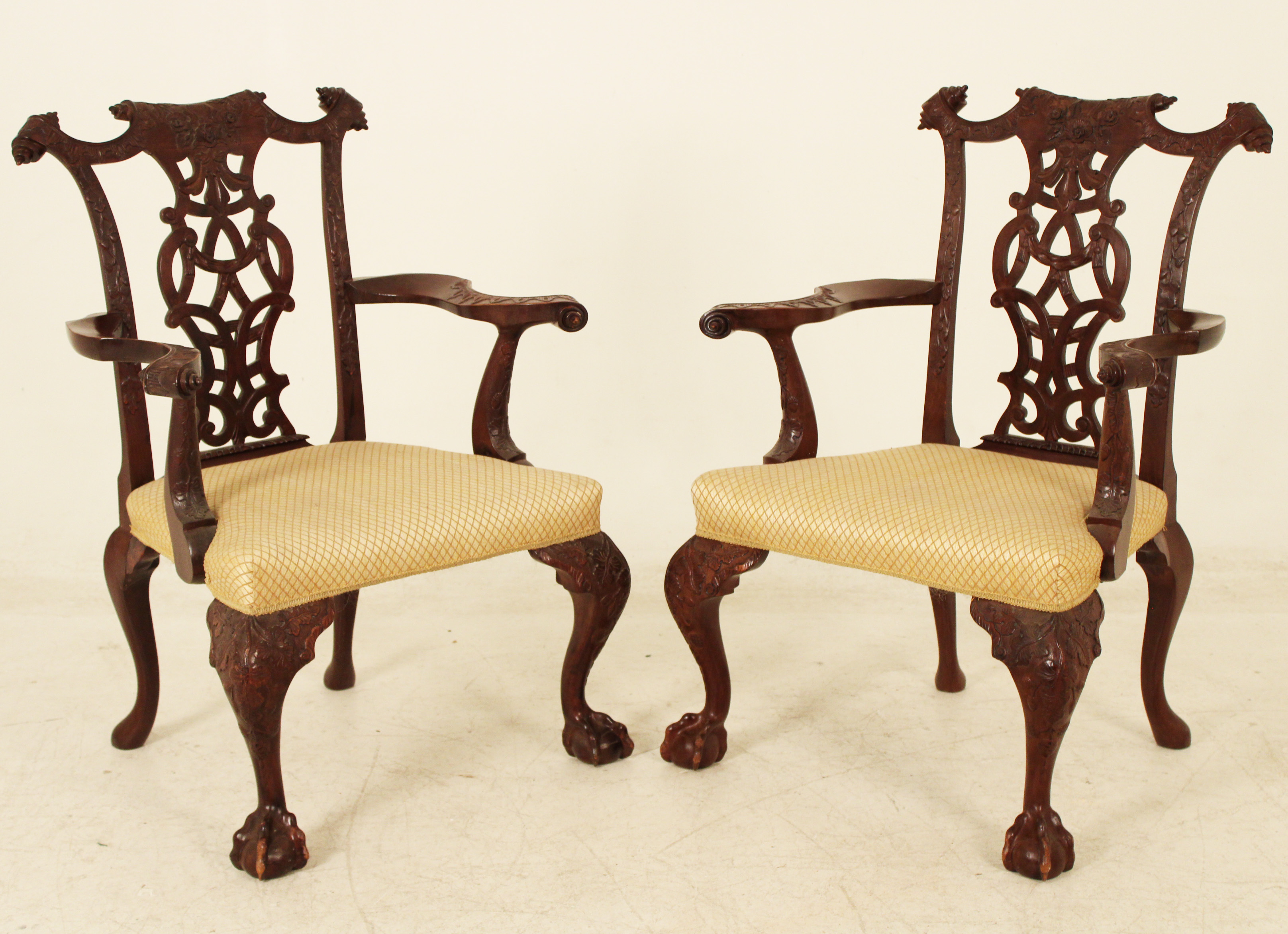 PR OF MAHOGANY CHIPPENDALE DESIGNED 35f639