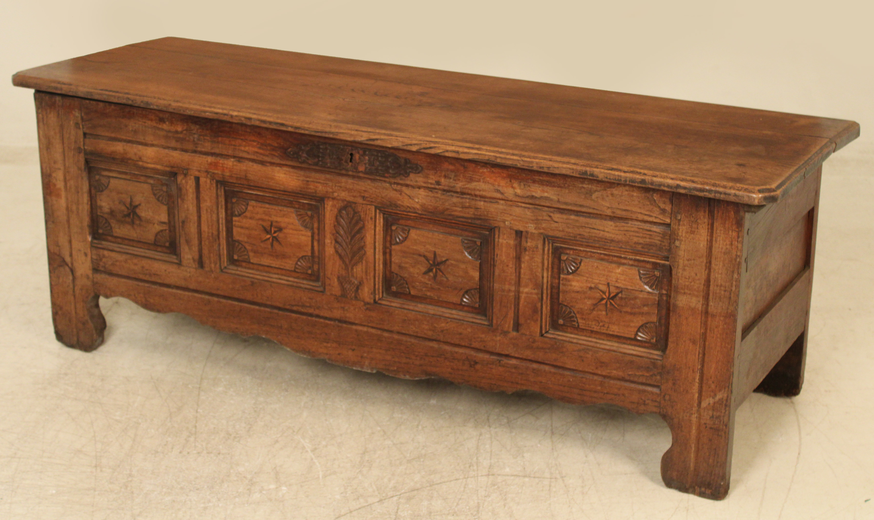 FRENCH PROVINCIAL MIXED WOOD COFER 35f643