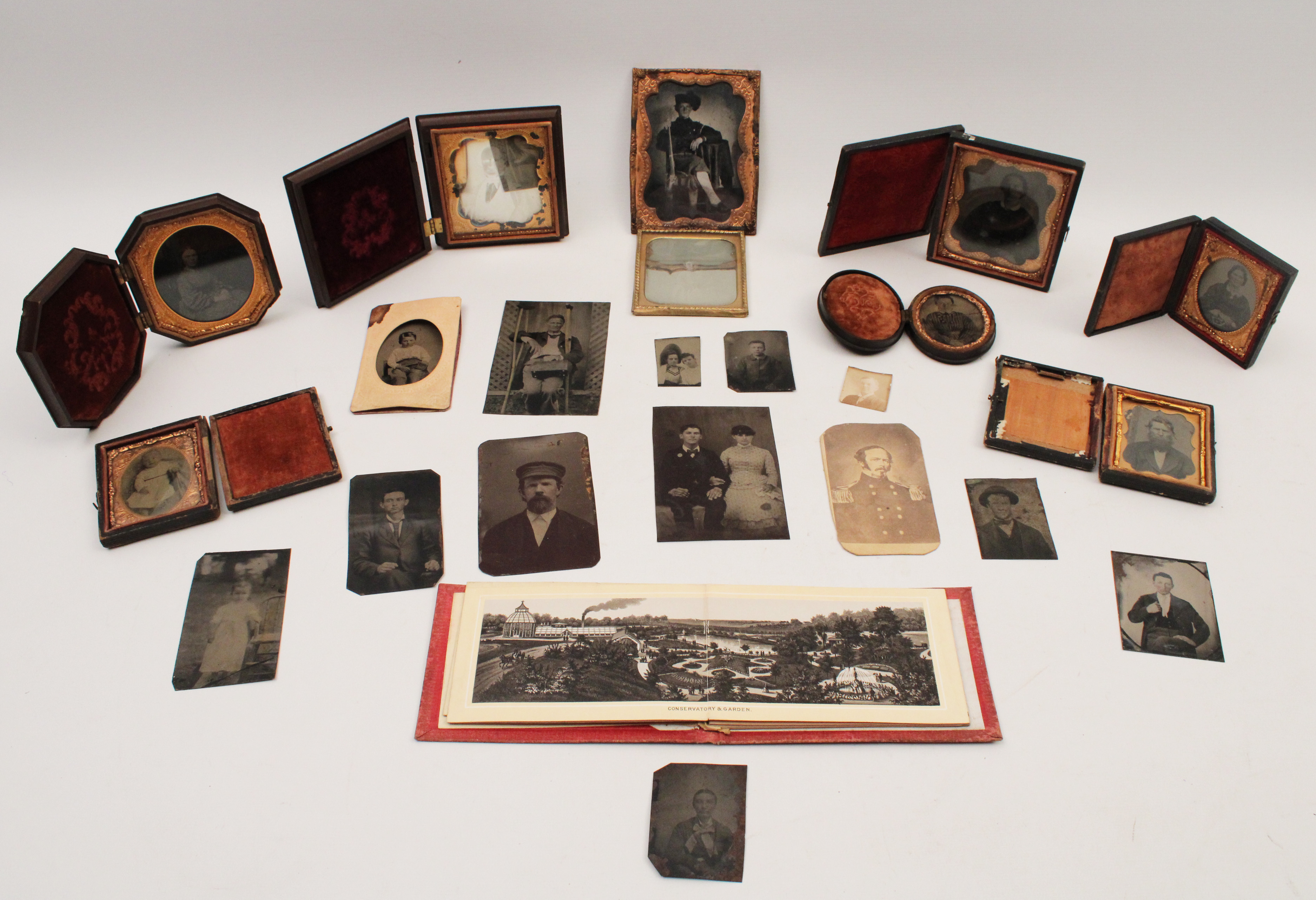 MISC. 20 PC. LOT OF EARLY PHOTOGRAPHY