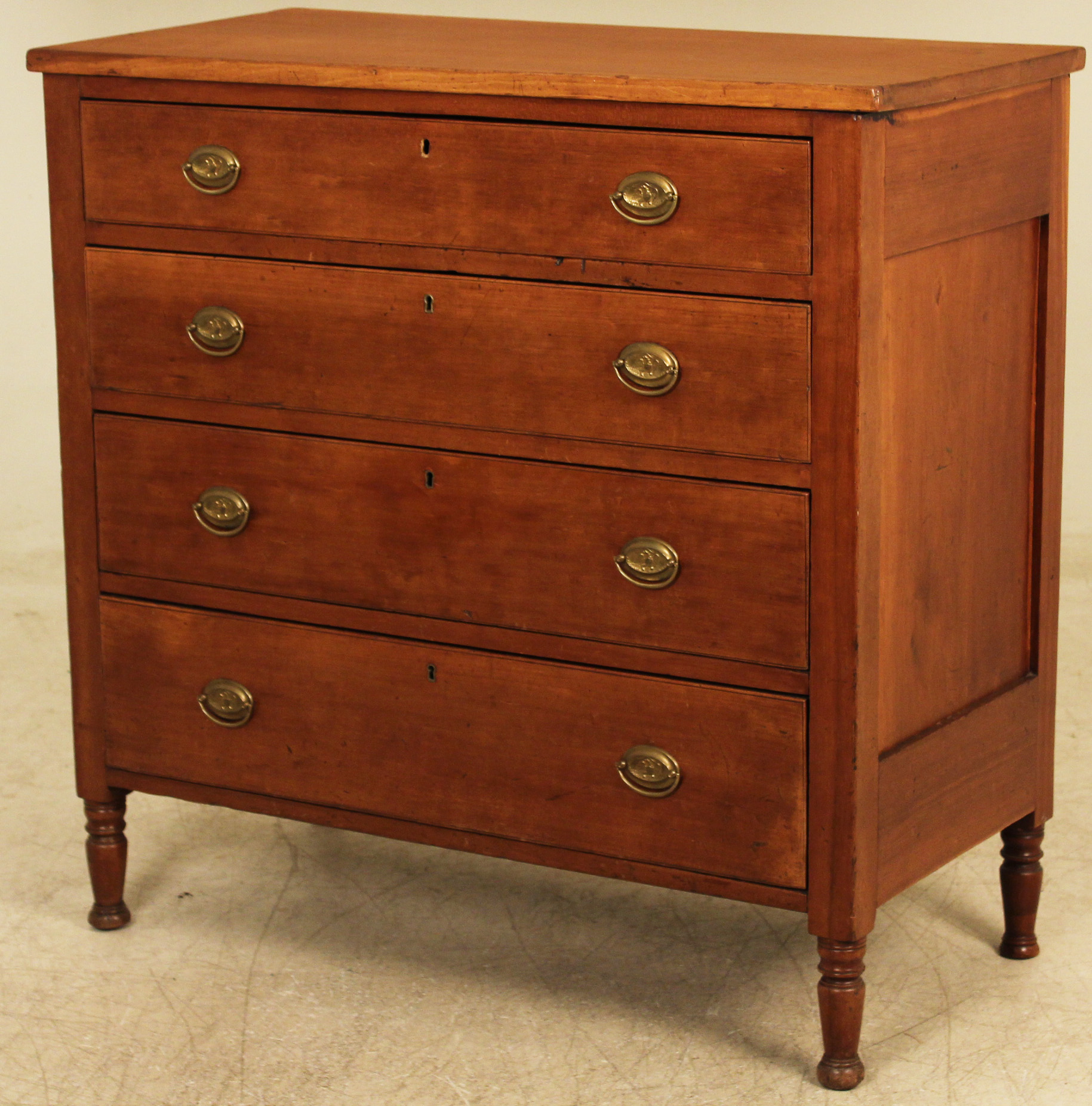 EARLY AMERICAN SOLID CHERRY 4 DRAWER 35f6f9