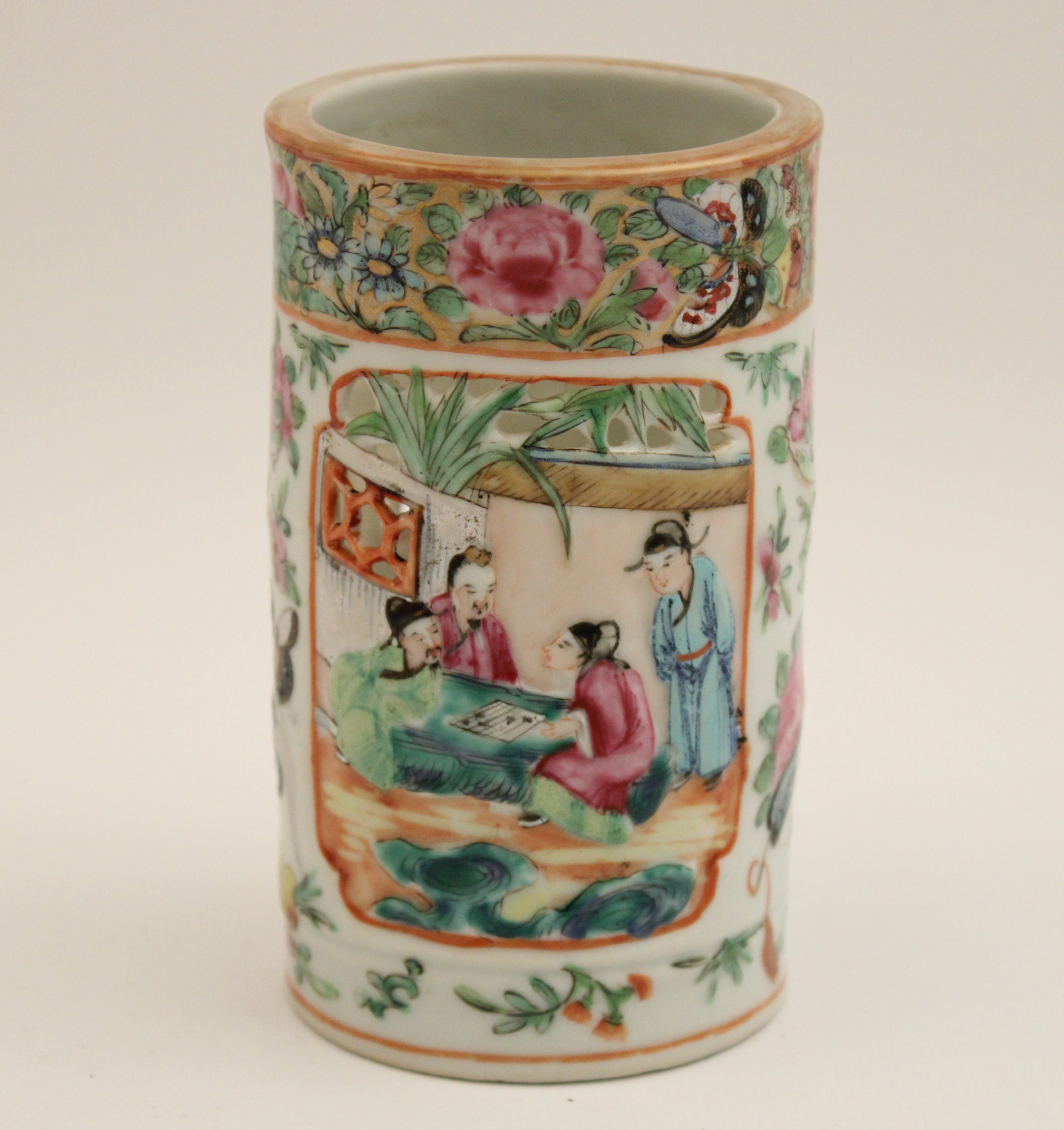 RETICULATED FAMILLE ROSE PORCELAIN