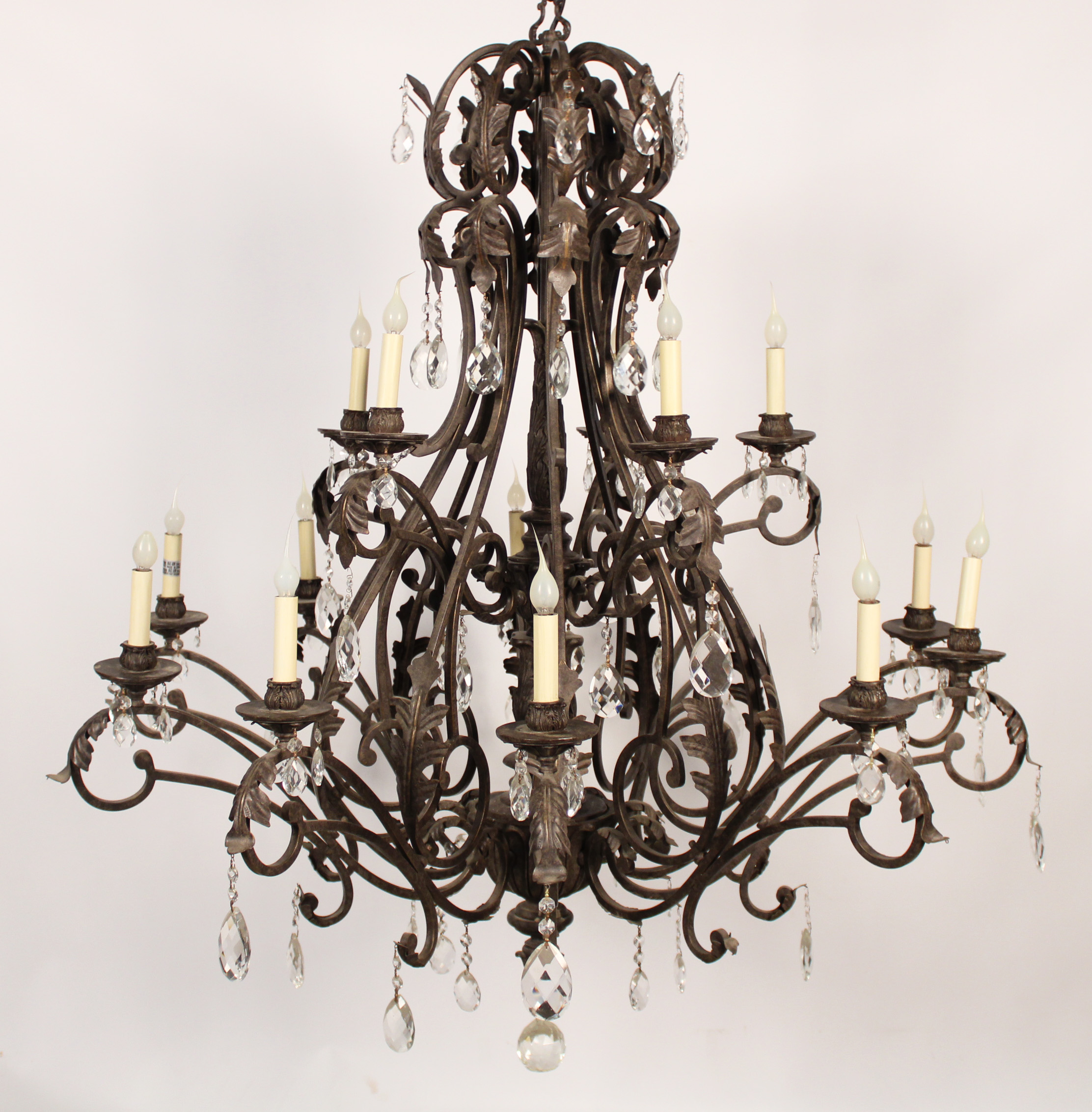 15 LIGHT METAL CHANDELIER WITH