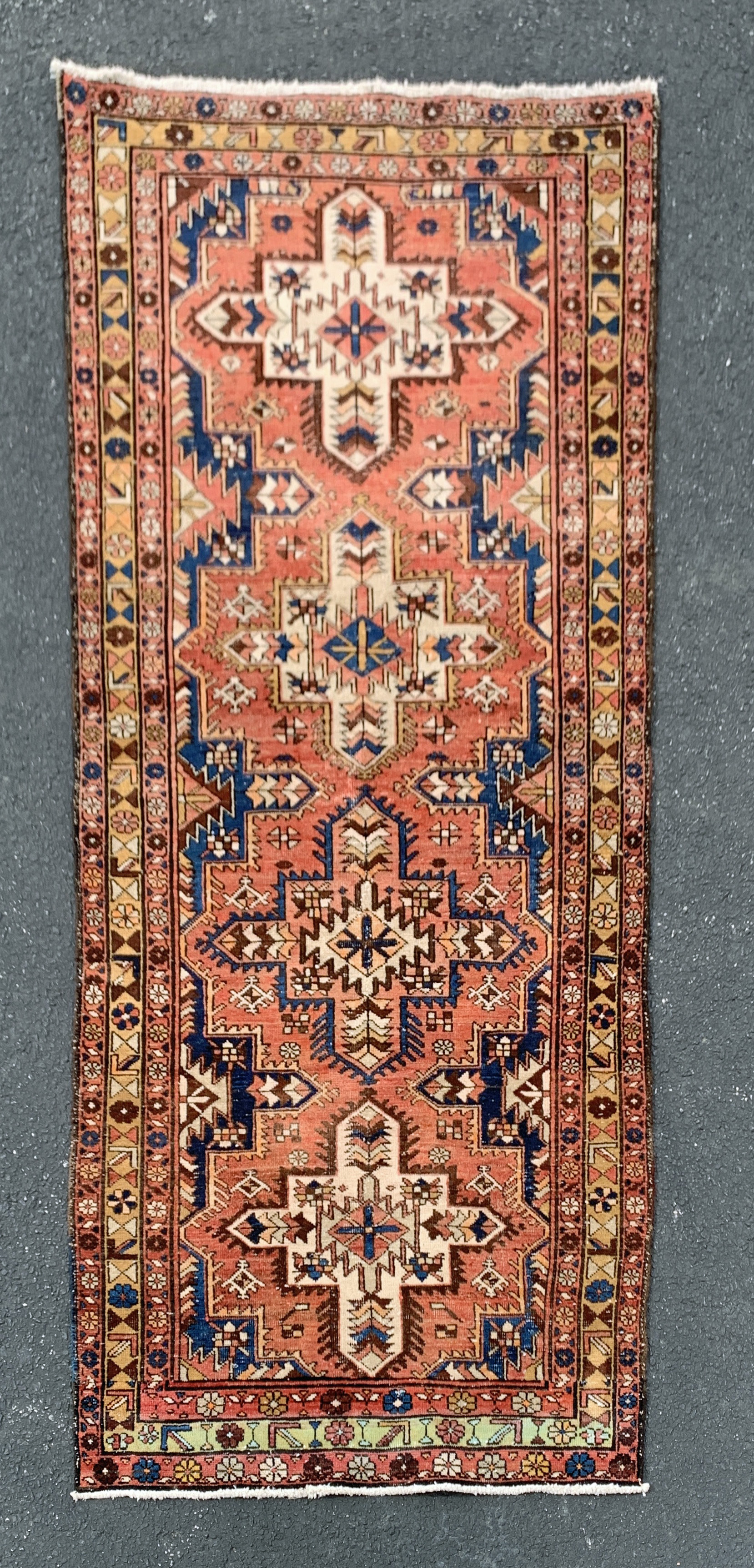 ORIENTAL RUG 3 7 X 8 8 KARAJEH 35f82e