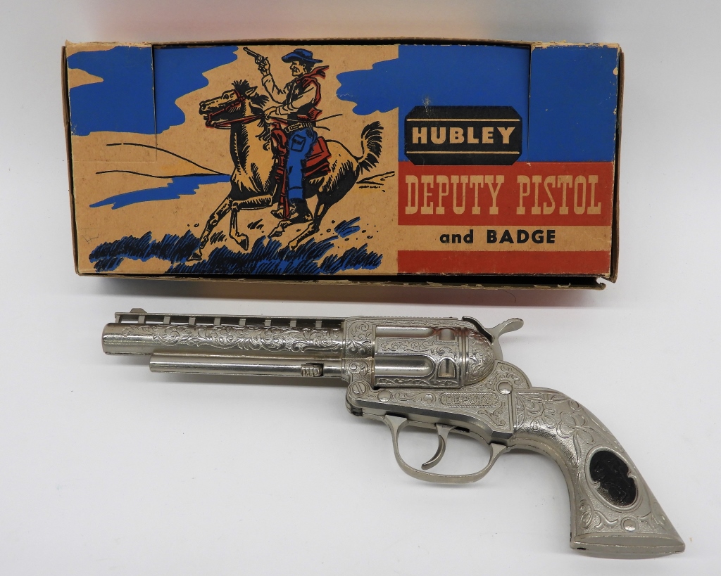 HUBLEY DEPUTY CAP GUN PISTOL & BADGE