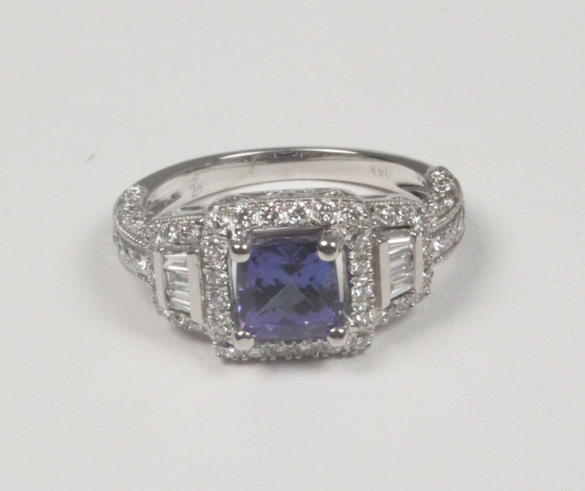 14K DIAMOND AND TANZANITE LADY'S