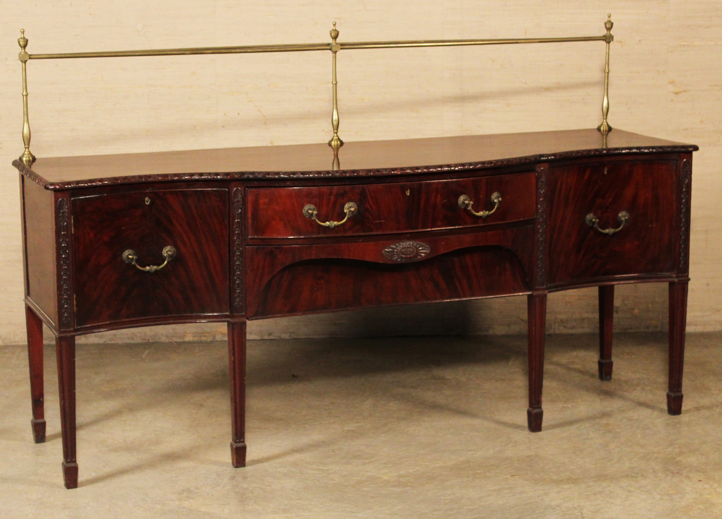 SERPENTINE ENGLISH MAHOGANY SIDEBOARD 35facb