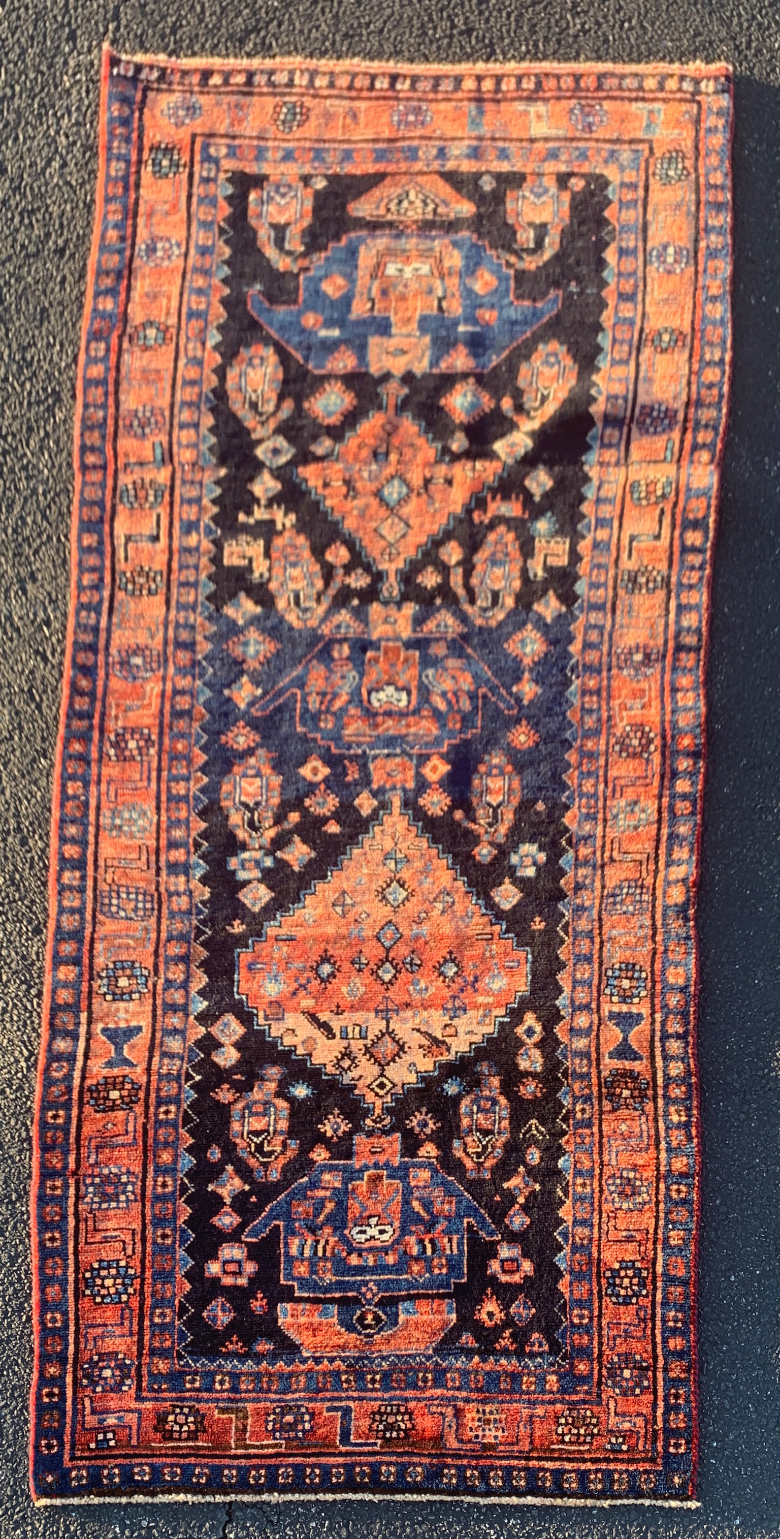 ORIENTAL RUG 4'2" X 9'5" BIJAR