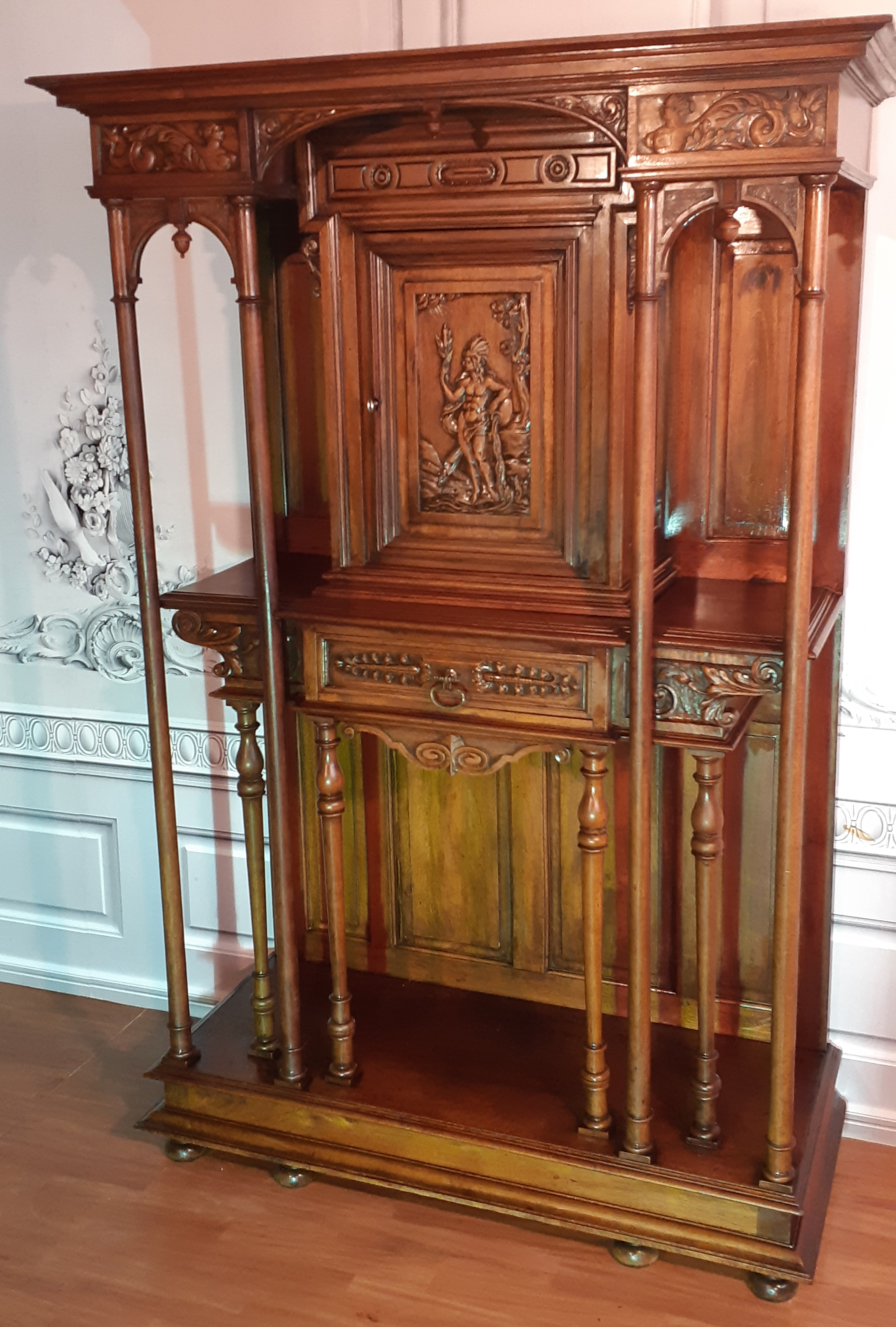 FRENCH CARVED WALNUT ETAGERE CABINET 35fb29