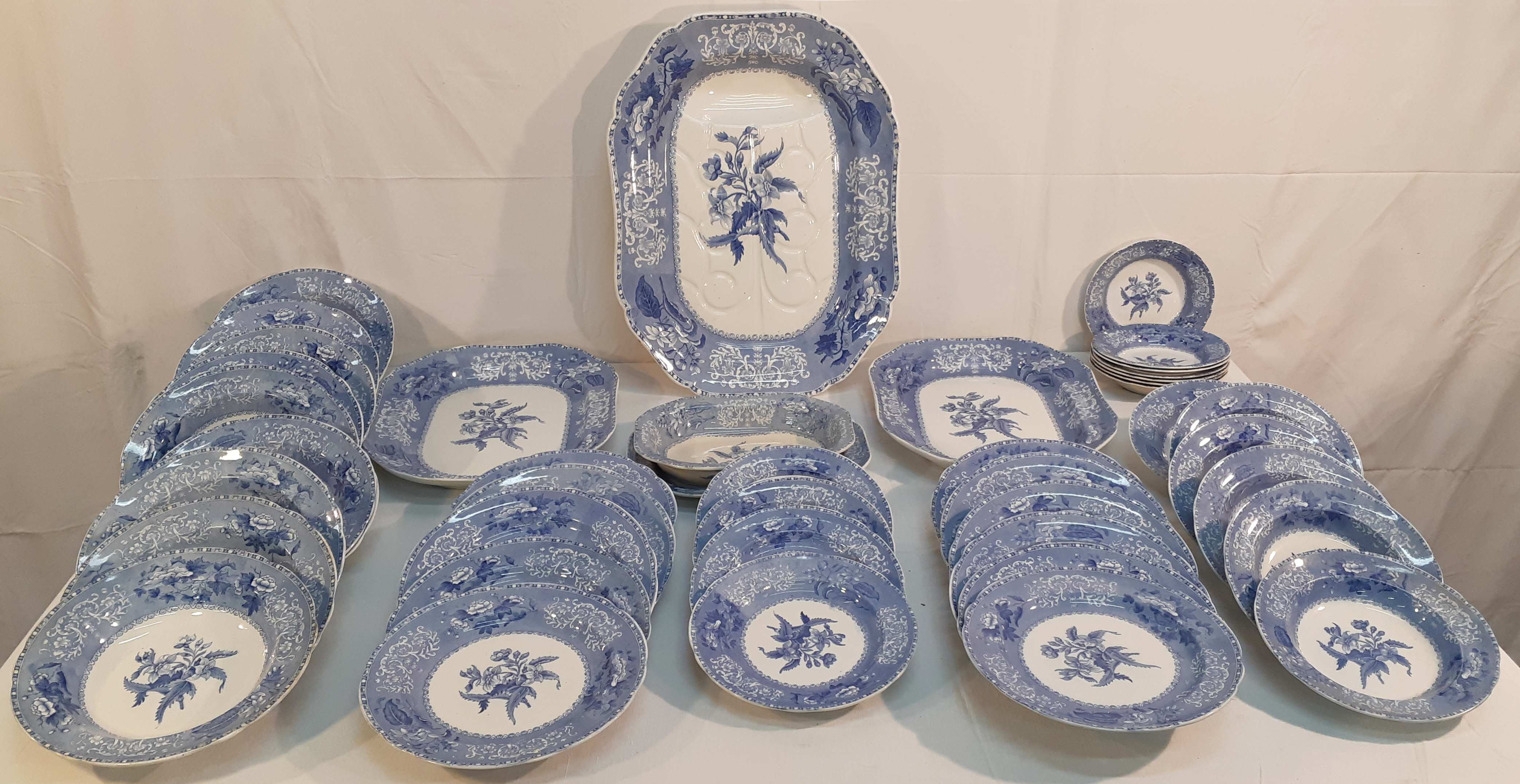43 PC. BLUE AND WHITE ENGLISH SPODE