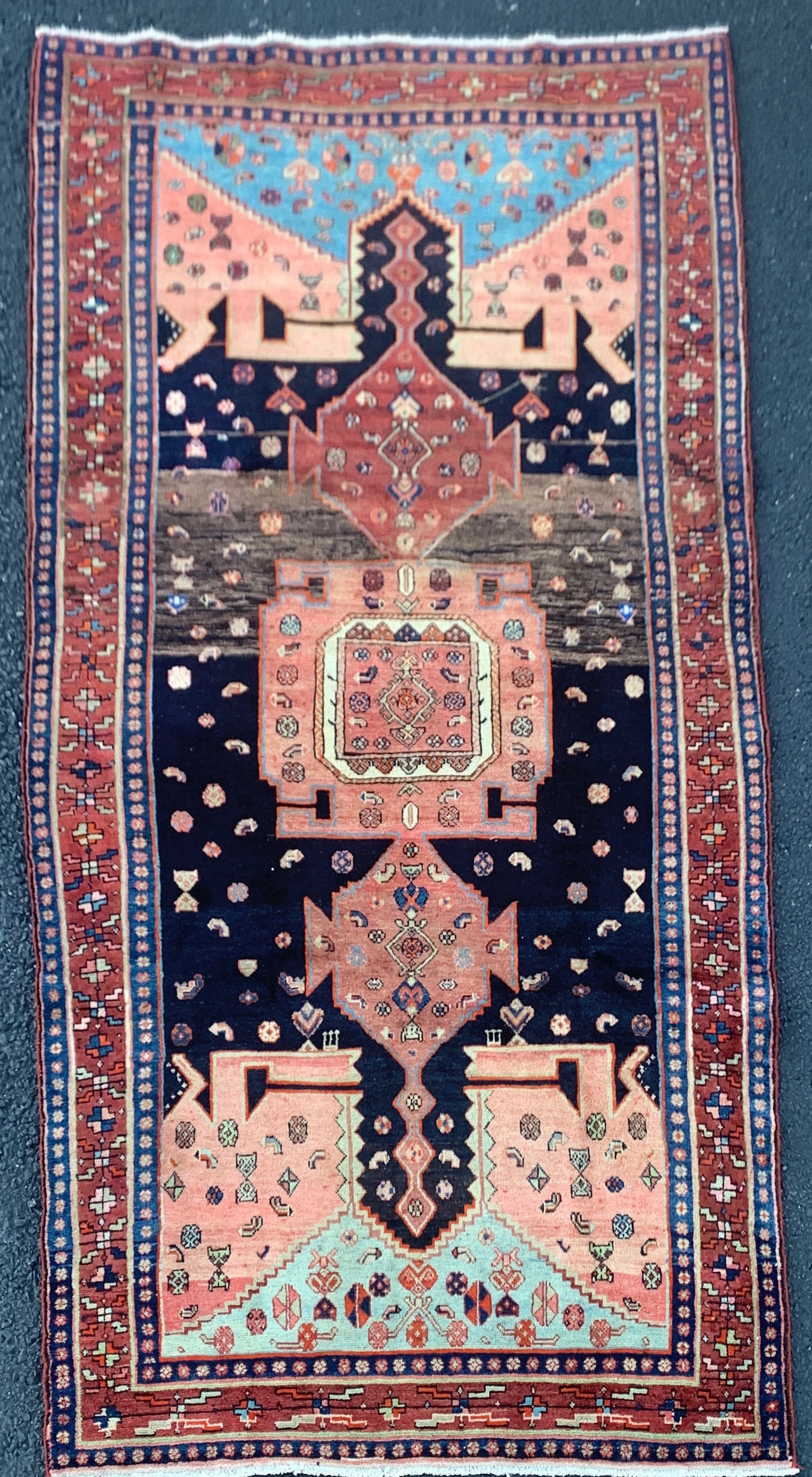 ORIENTAL RUG 4'5" X 8'10" BIJAR