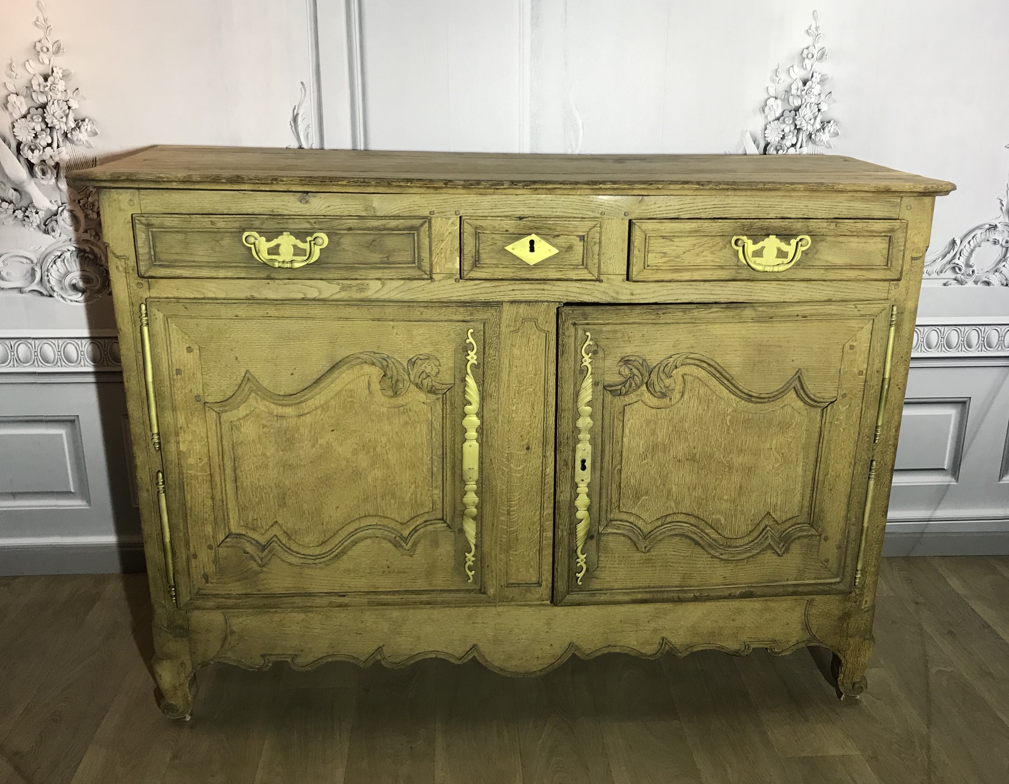 PROVINCIAL LOUIS XV STYLE BLEACHED 35fbc3