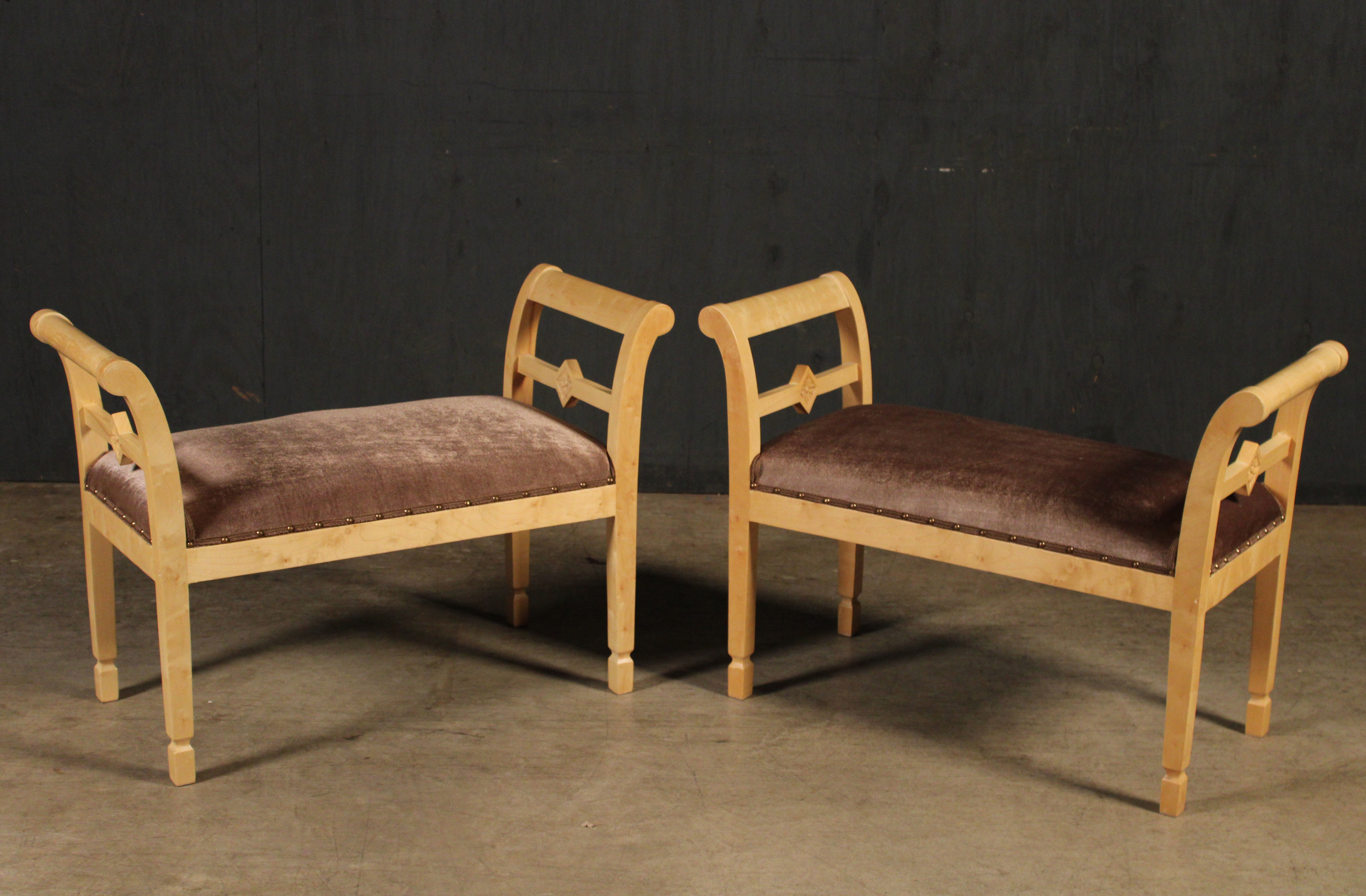 PAIR OF UPHOLSTERED BENCHES PAIR