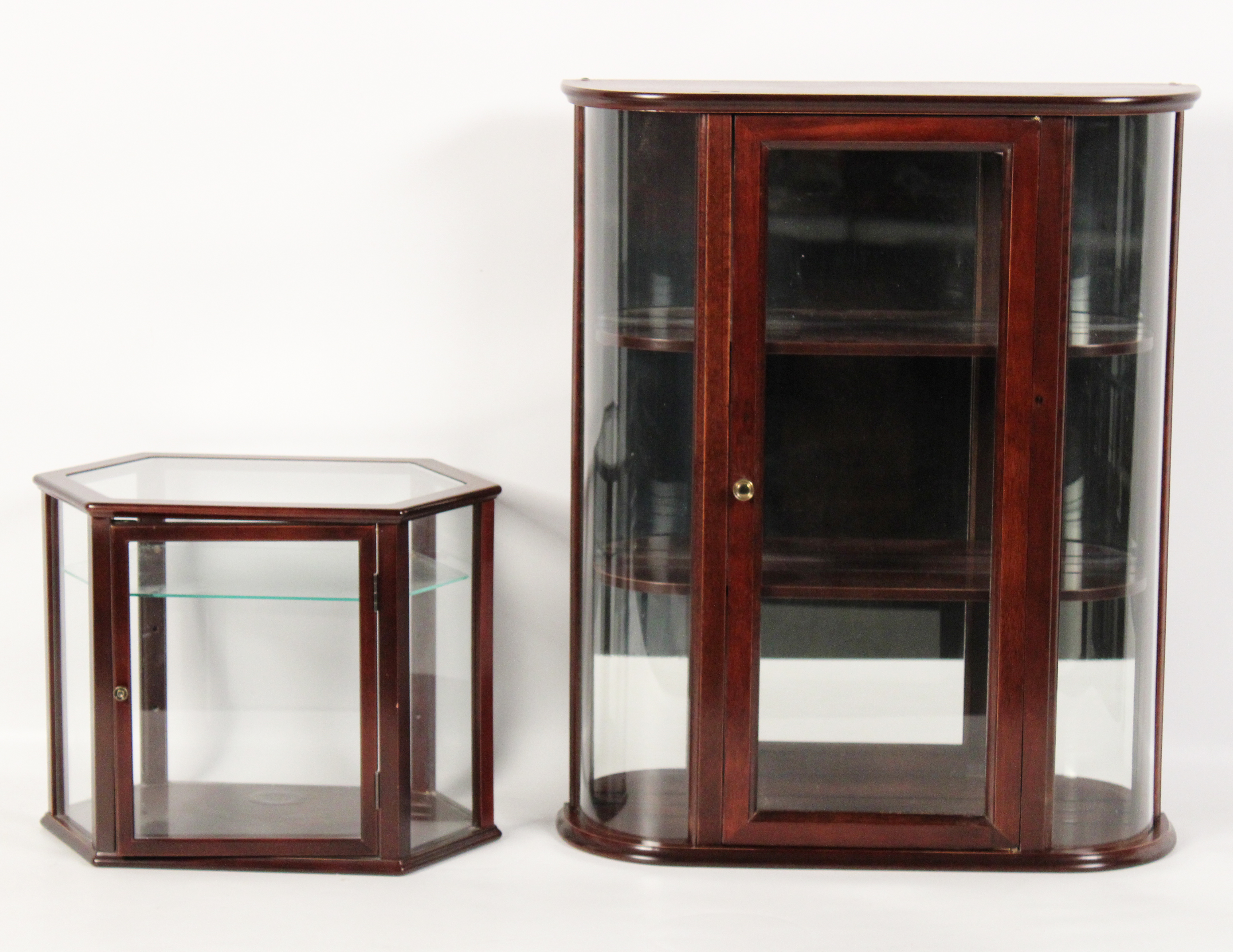 GROUP OF 2 MAHOGANY DISPLAYS GROUP