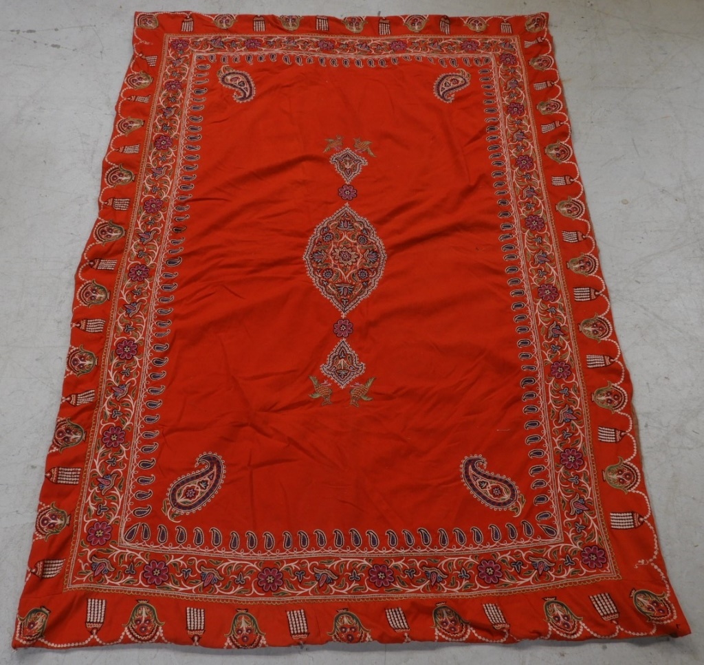 MIDDLE EASTERN EMBROIDERED TEXTILE 35fd84