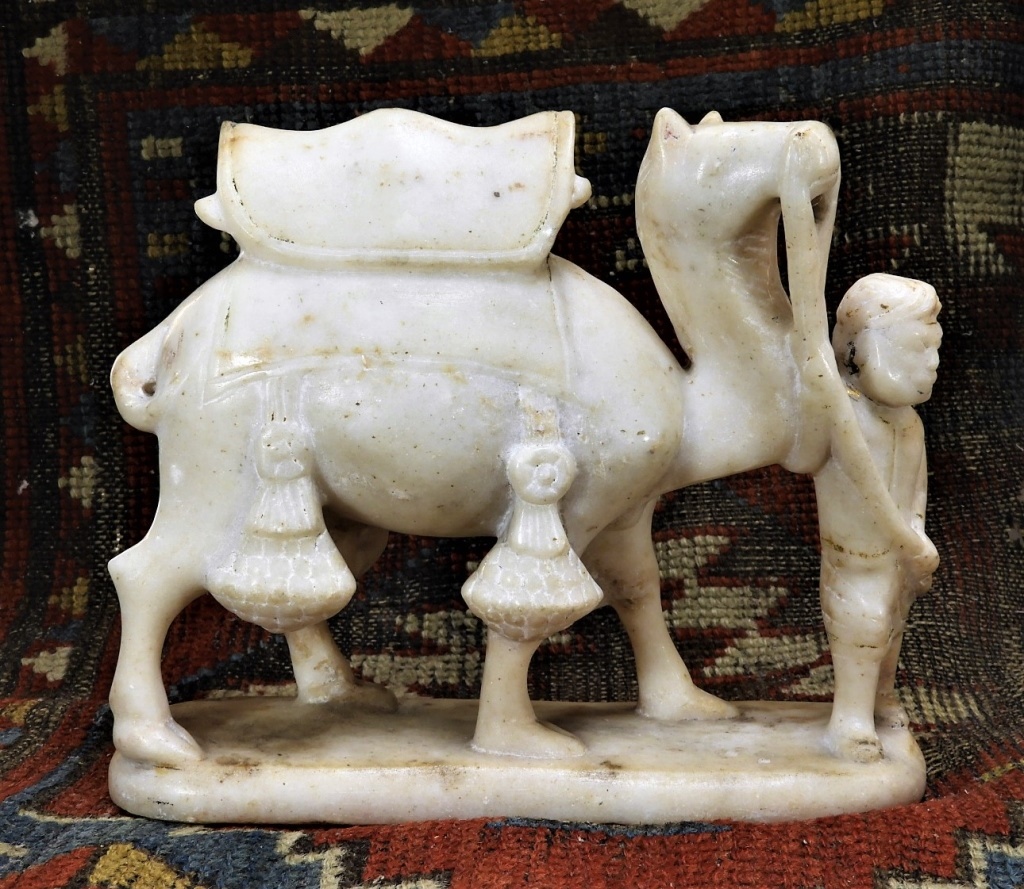 FINE SOUTH ARABIAN ALABASTER CAMEL 35fda2