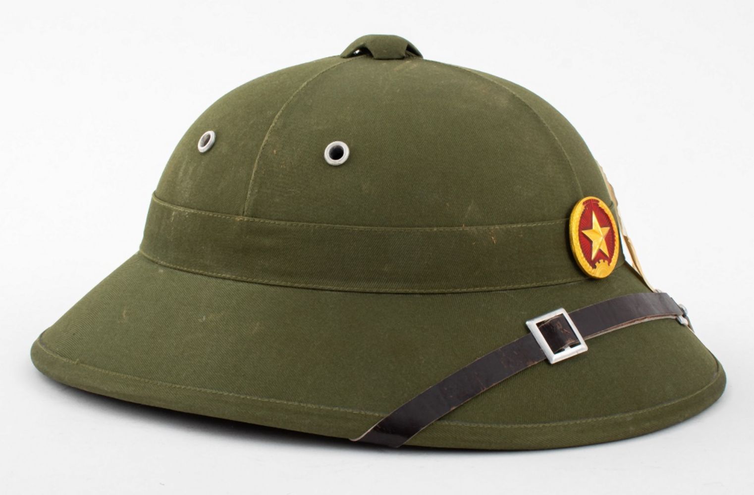 NORTH VIETNAMESE MILITARY HELMET North