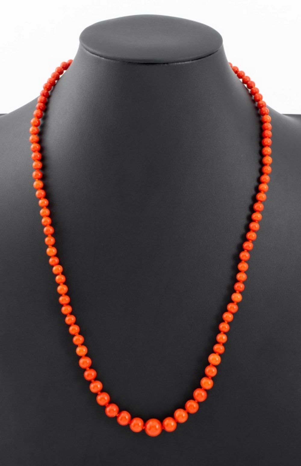 GRADUATED CORAL BEAD NECKLACE WITH