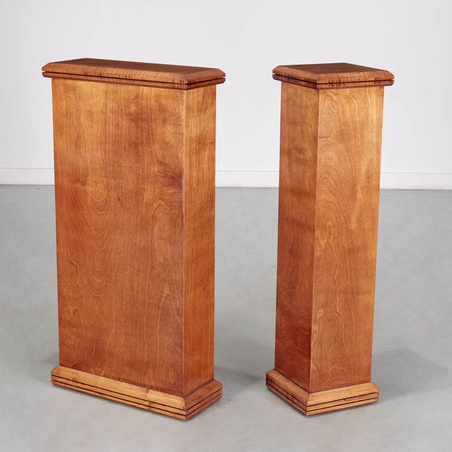  2 CUSTOM DESIGNED DISPLAY PEDESTALS 360180