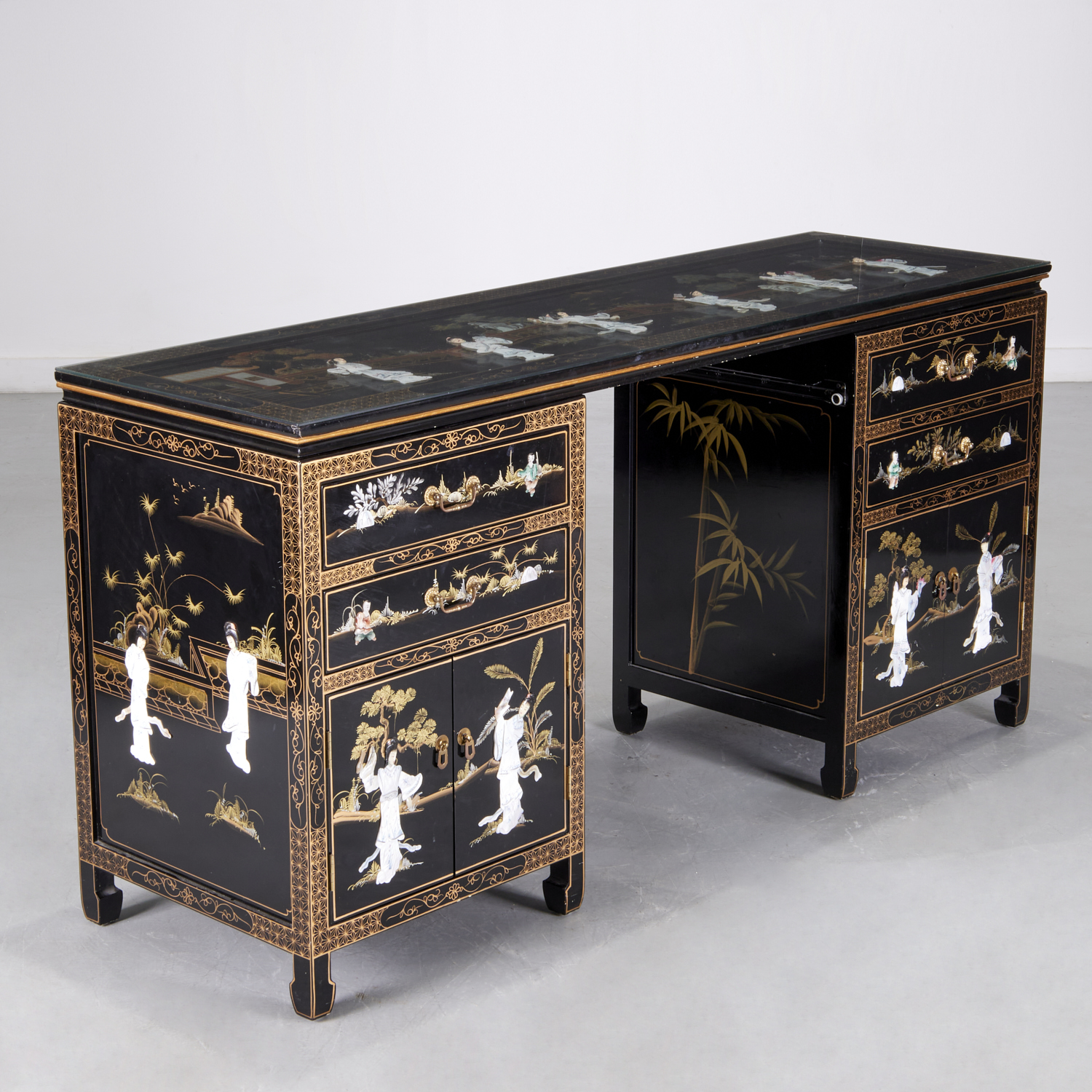 CHINOISERIE LACQUERED DOUBLE PEDESTAL