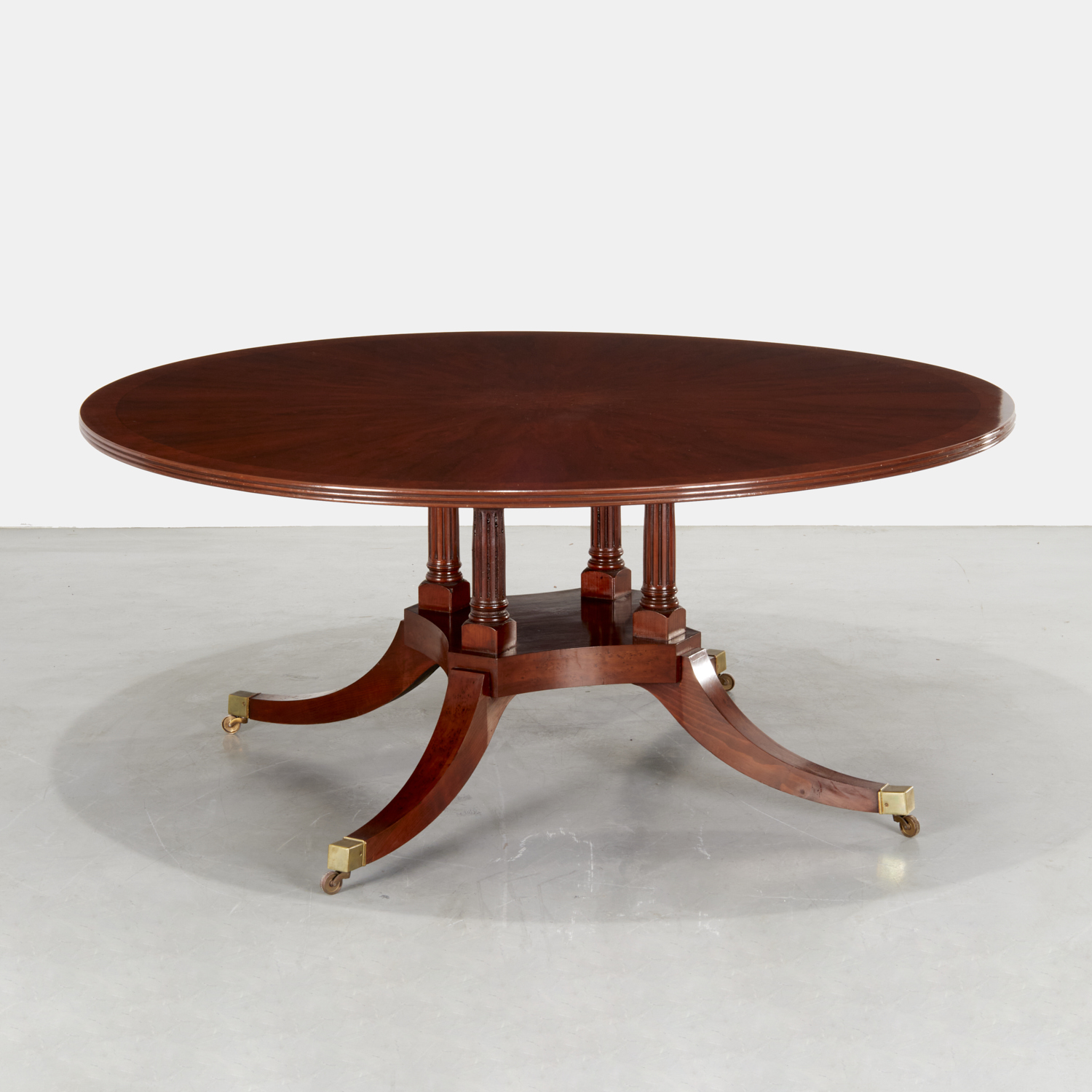 REGENCY STYLE MAHOGANY PEDESTAL DINING