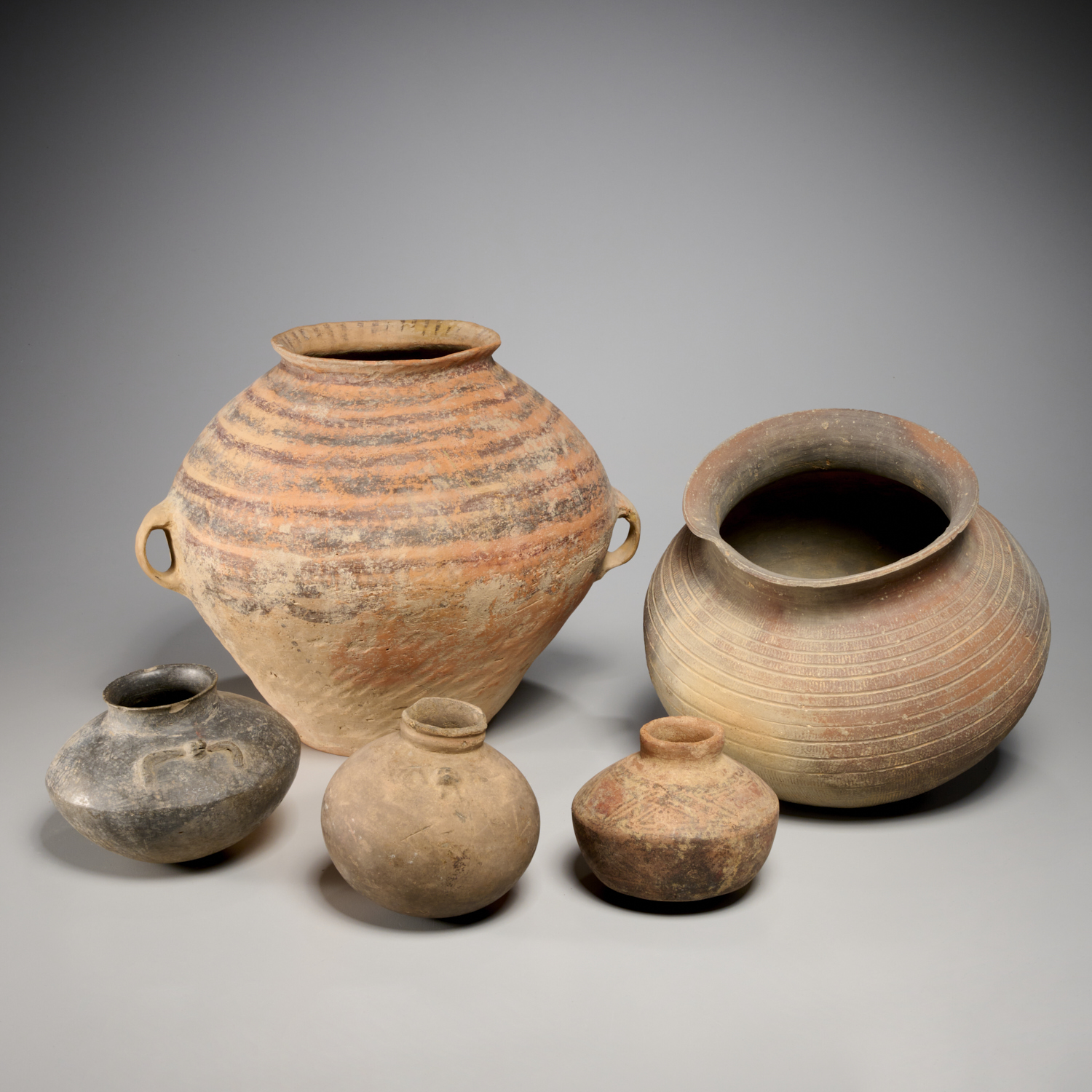 GROUP ANCIENT CHINESE POTTERY VESSELS 360234
