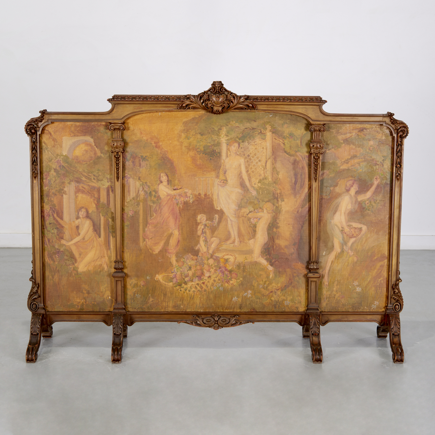 LOUIS XV STYLE CARVED AND PAINTED 36038d