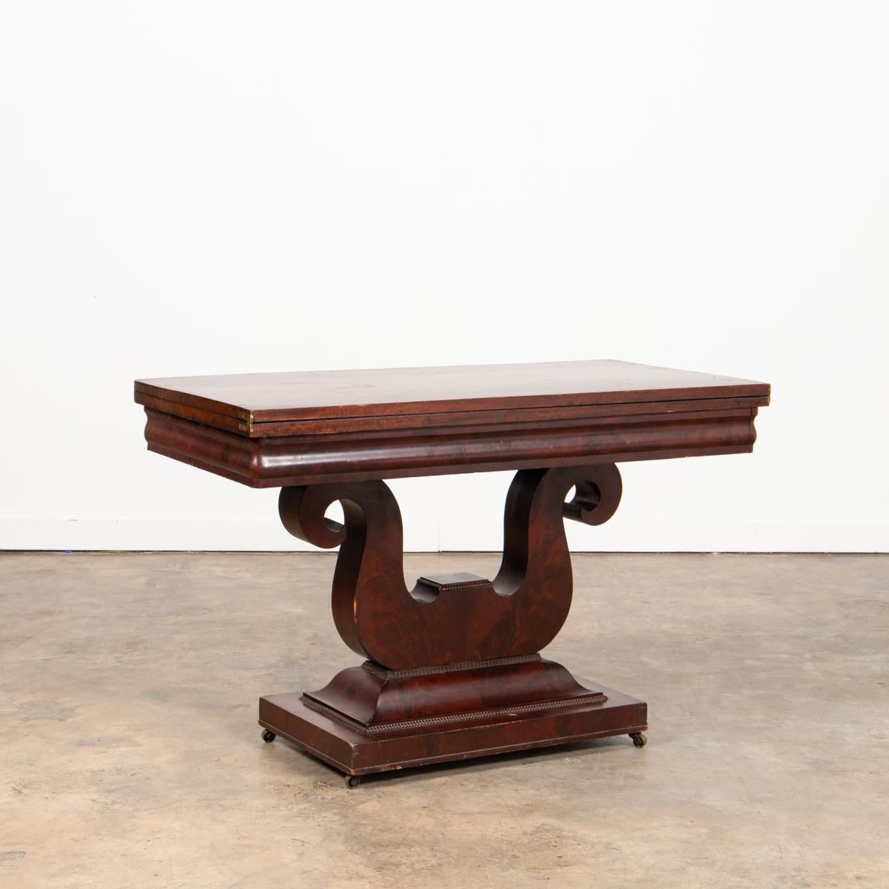 19TH C. AMERICAN CLASSICAL MAHOGANY