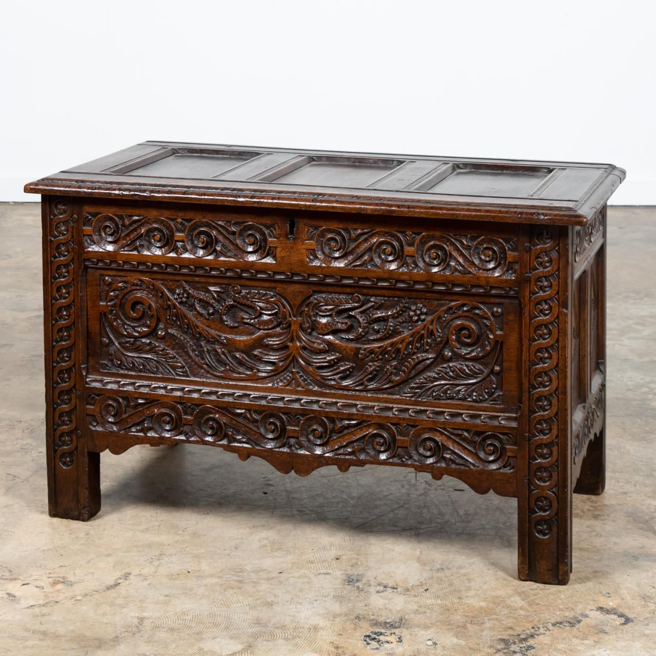 CHARLES I WELL CARVED OAK COFFER  35dd51