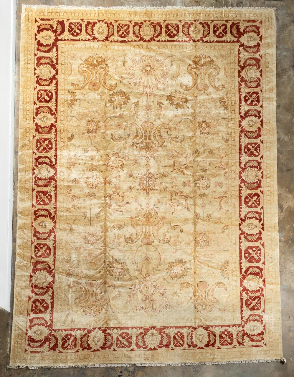 LARGE 20TH C. OUSHAK RUG - 18'