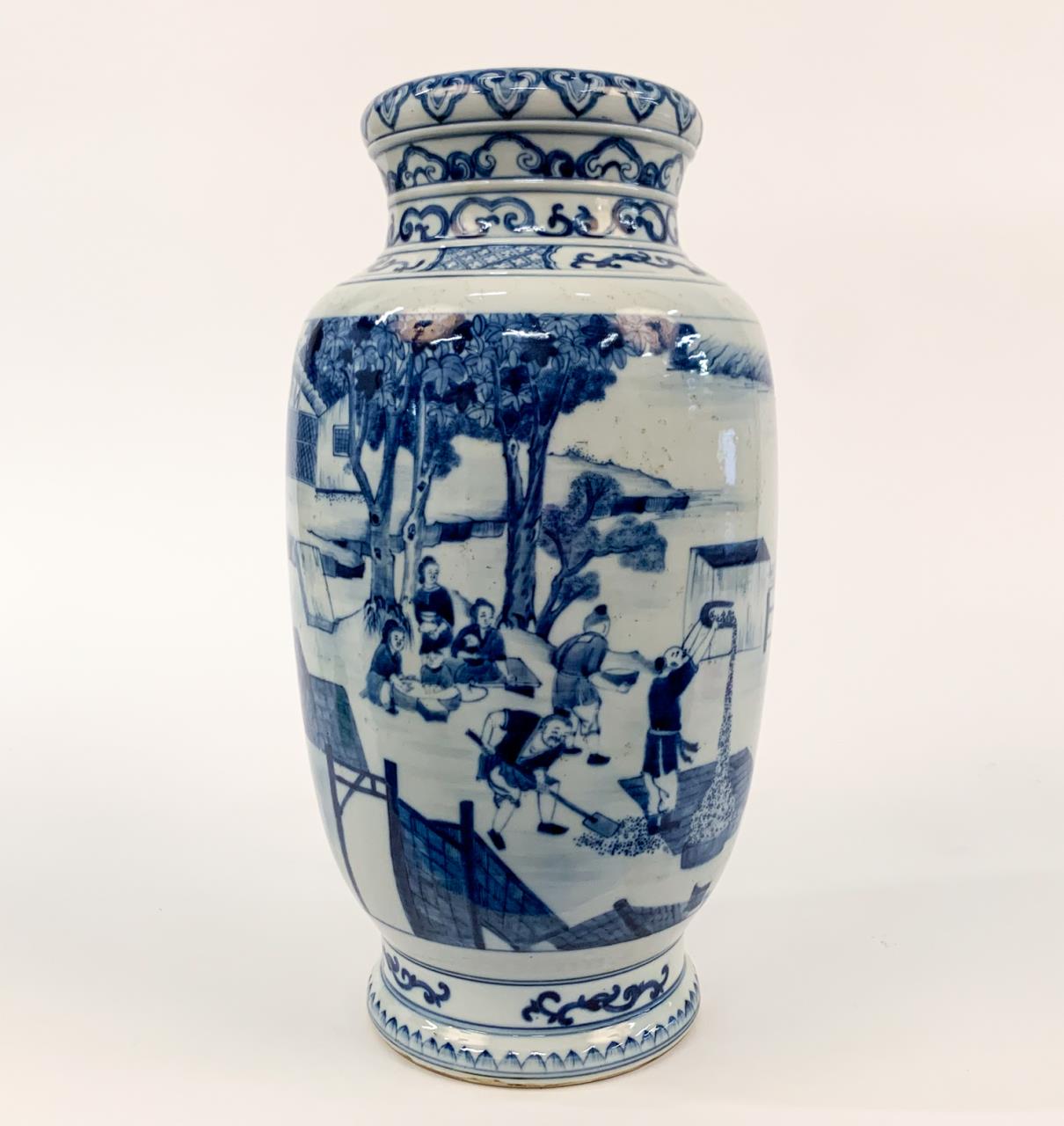 CHINESE QING STYLE BLUE AND WHITE 35e059