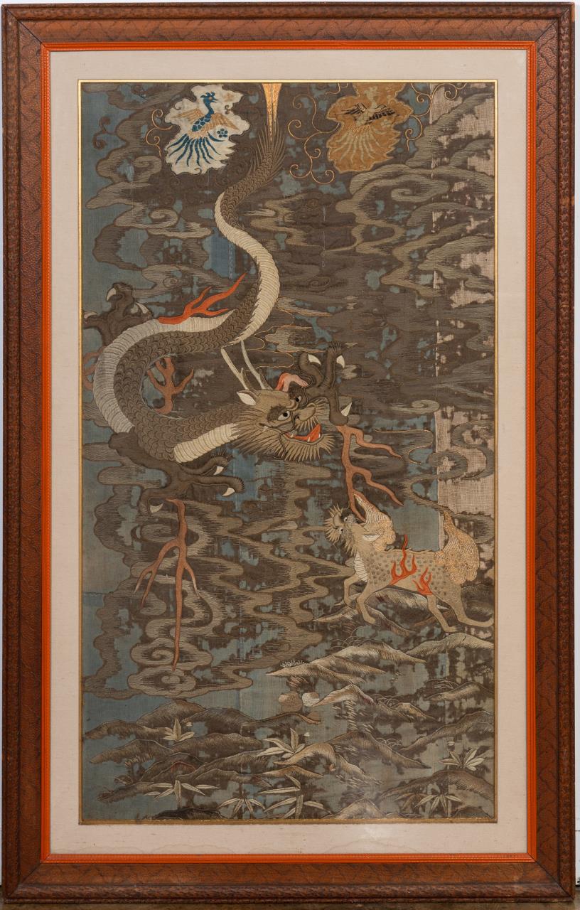 CHINESE FRAMED EMBROIDERY WITH