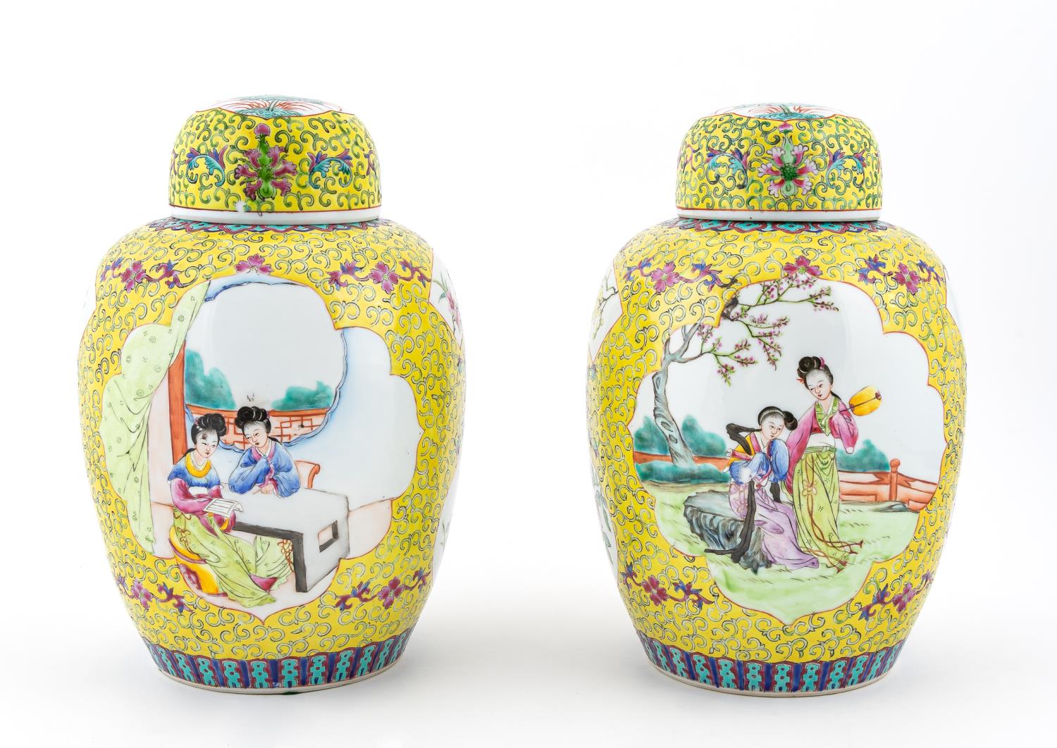 PAIR CHINESE FAMILLE JAUNE PORCELAIN 35e0cc