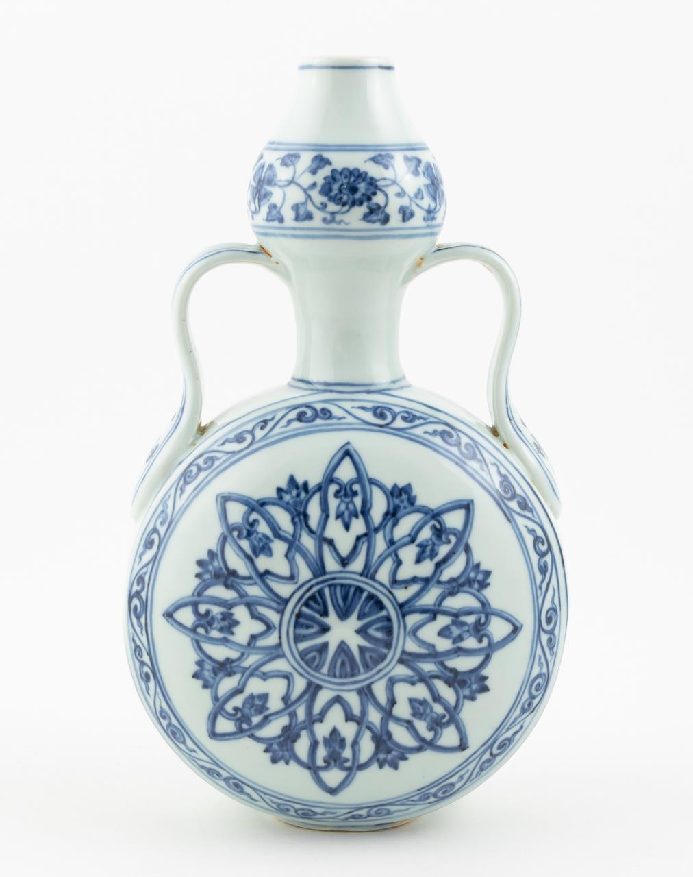 CHINESE BLUE AND WHITE PORCELAIN 35e0d3