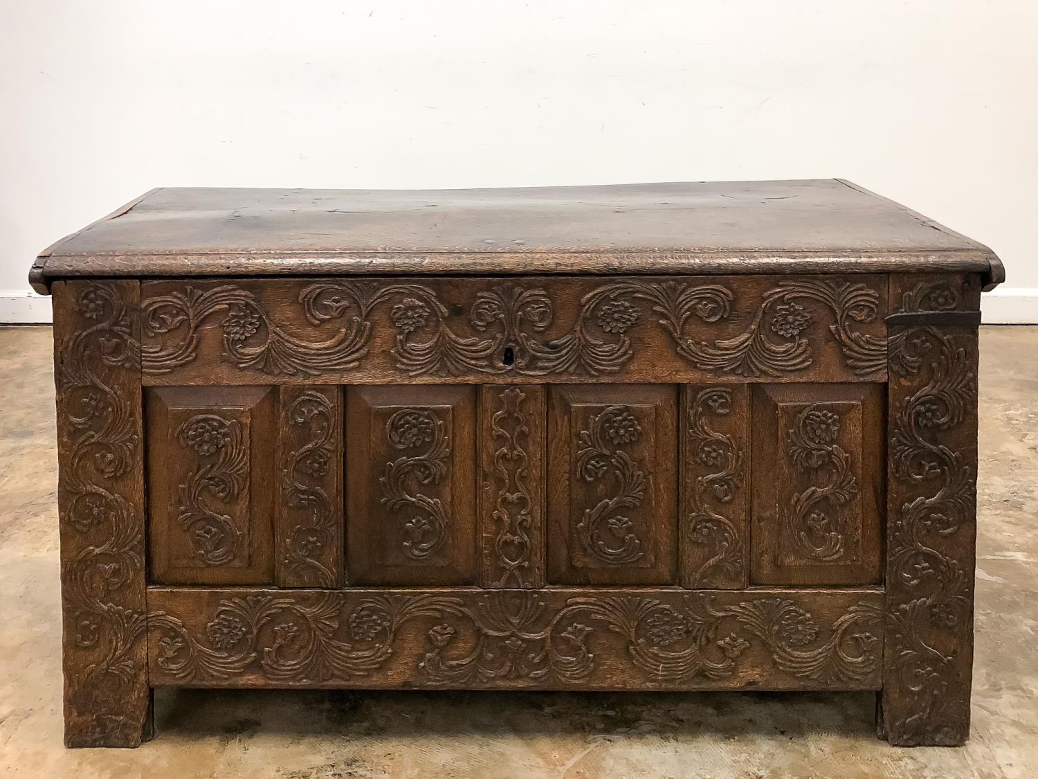 18TH C CHARLES II STYLE CARVED 35e28f