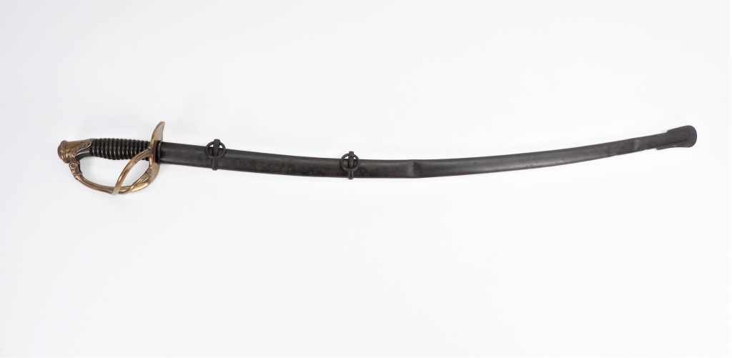 FRENCH-MADE CAVALRY OFFICER'S SABER