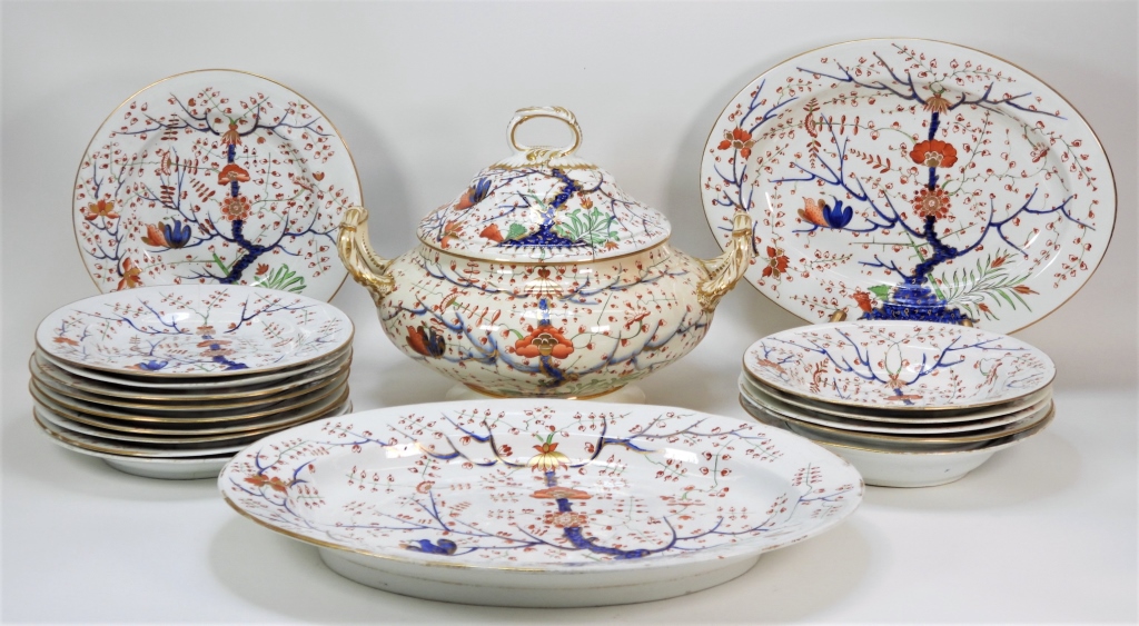 18PC ROYAL CROWN DERBY PORCELAIN