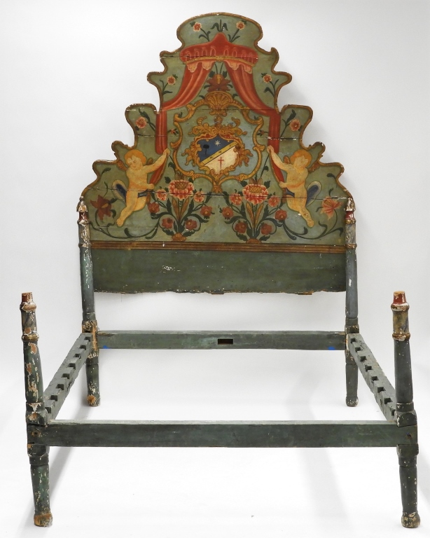 19C SPANISH OLOTINE PAINTED BEDFRAME 35e602