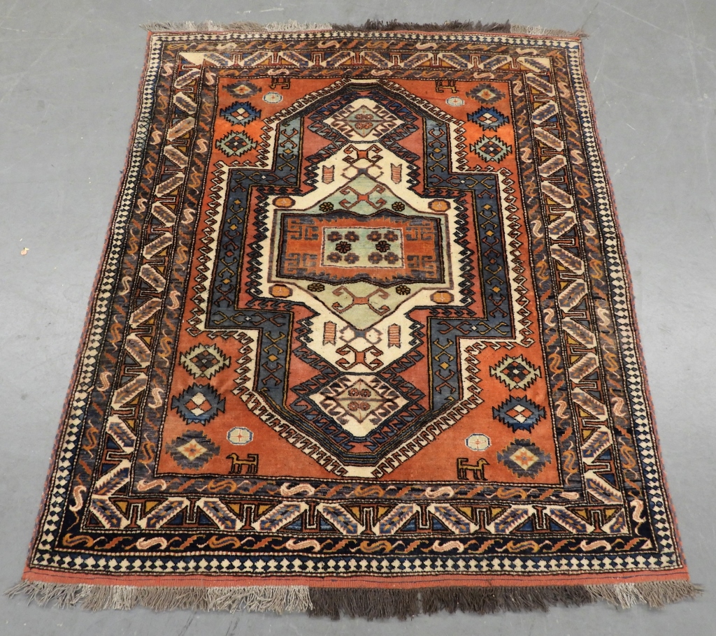 MIDDLE EASTERN PICTORIAL CARPET 35e665
