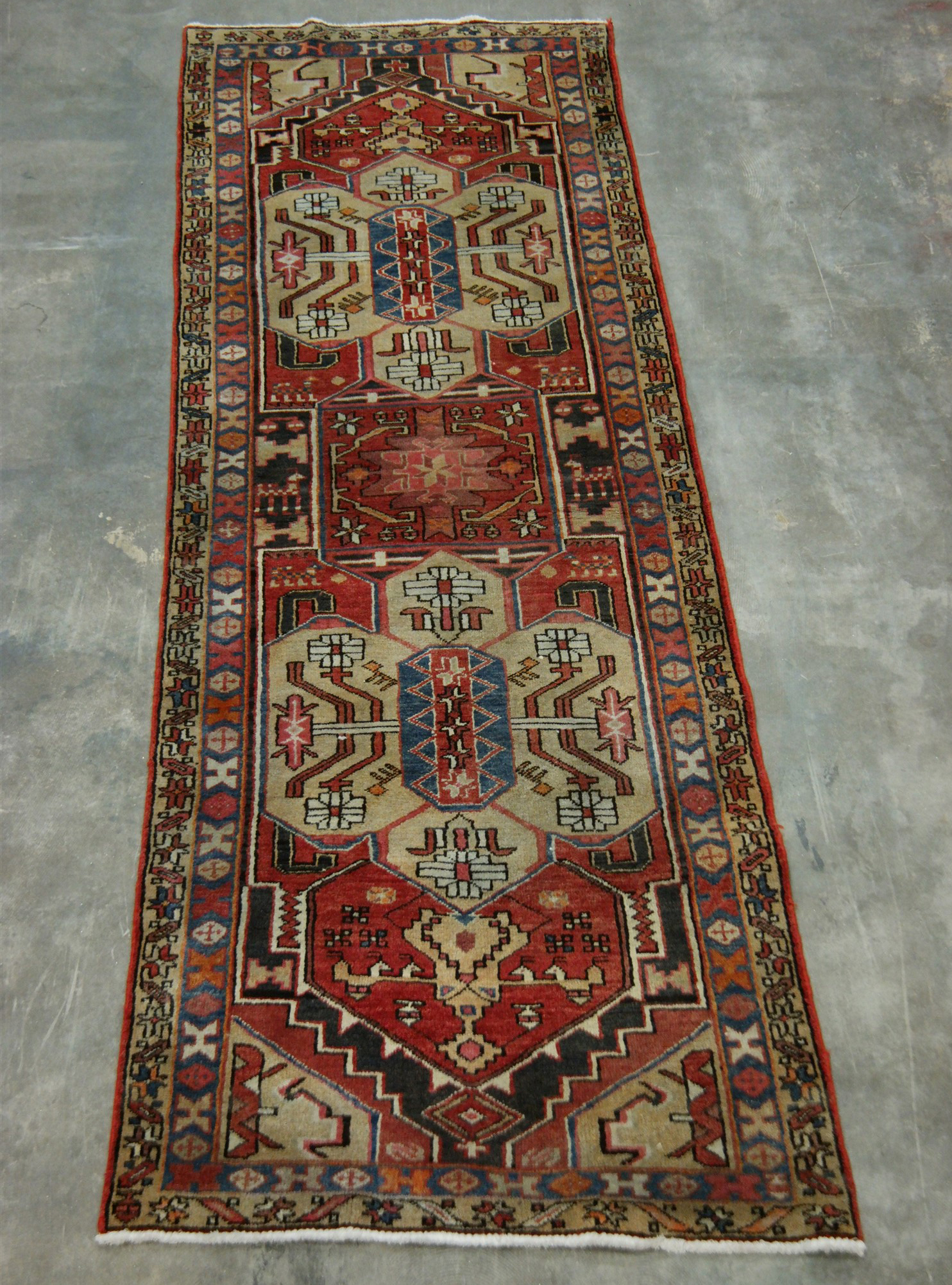 ORIENTAL RUG  3'3" X 10'4"  HERIZ