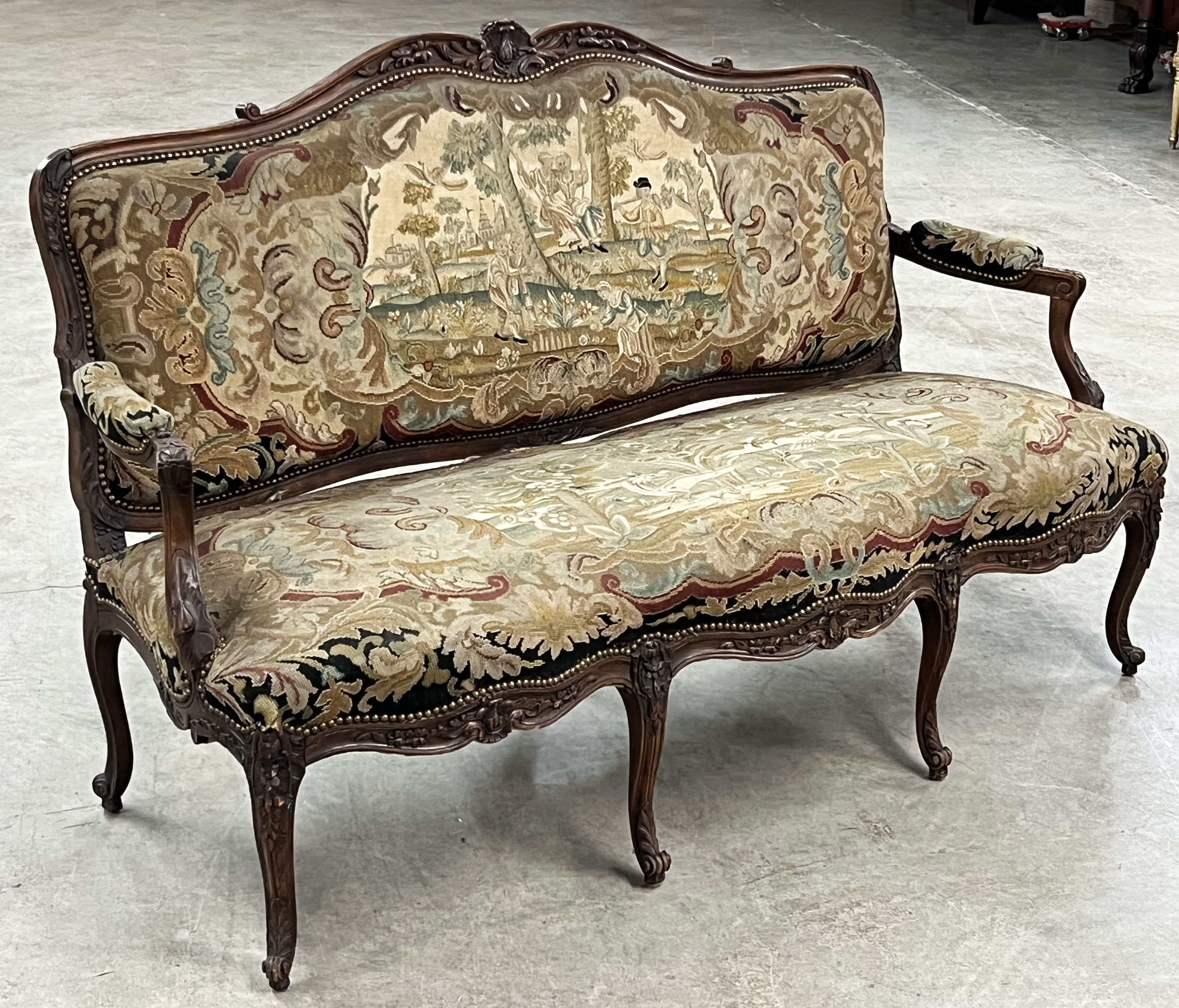 LOUIS XV STYLE PROVINCIAL SETTEE 35e78b