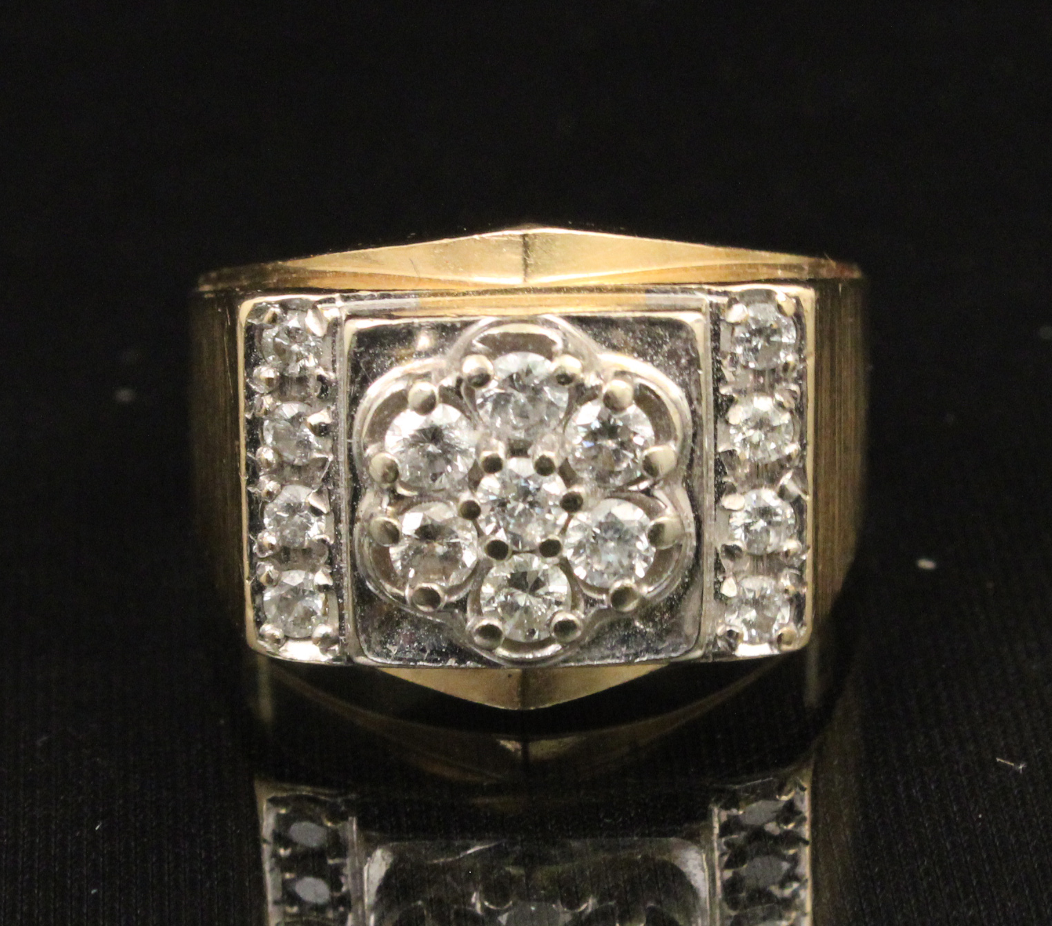 14K MEN S DIAMOND CLUSTER RING  35e7c1