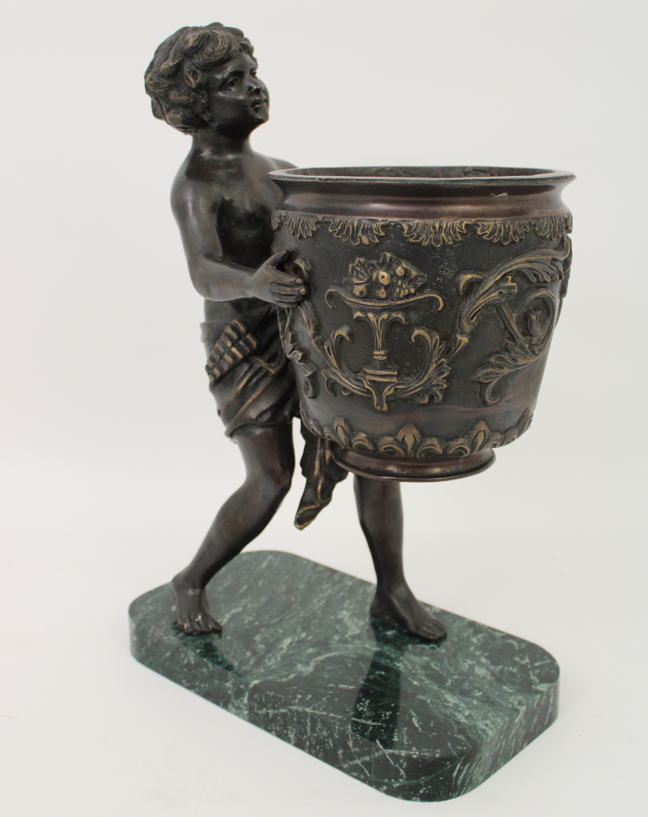 BRONZE SCULPTURE PLANTER Bronze 35e7d6