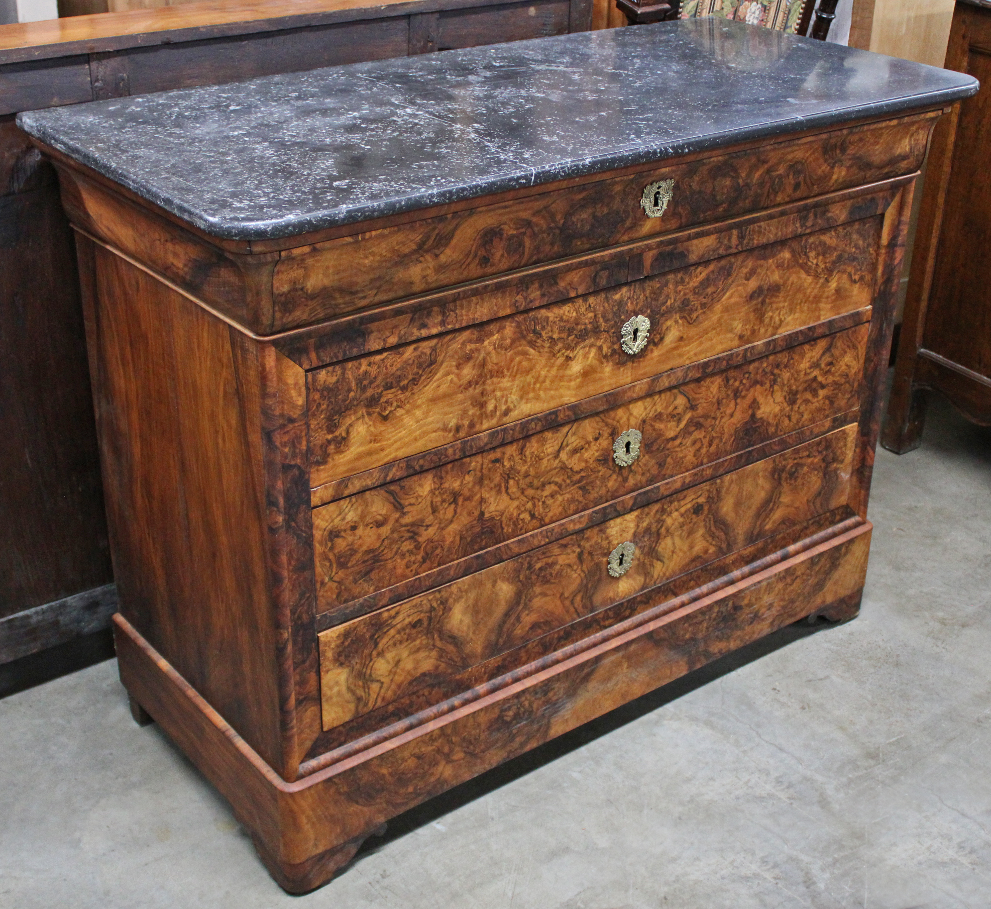 LOUIS PHILIPPE EXOTIC FIGURED WALNUT 35e819