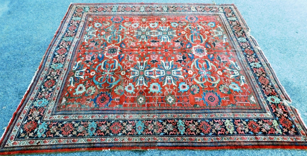 ANTIQUE MAHAL RUG Middle East,Circa