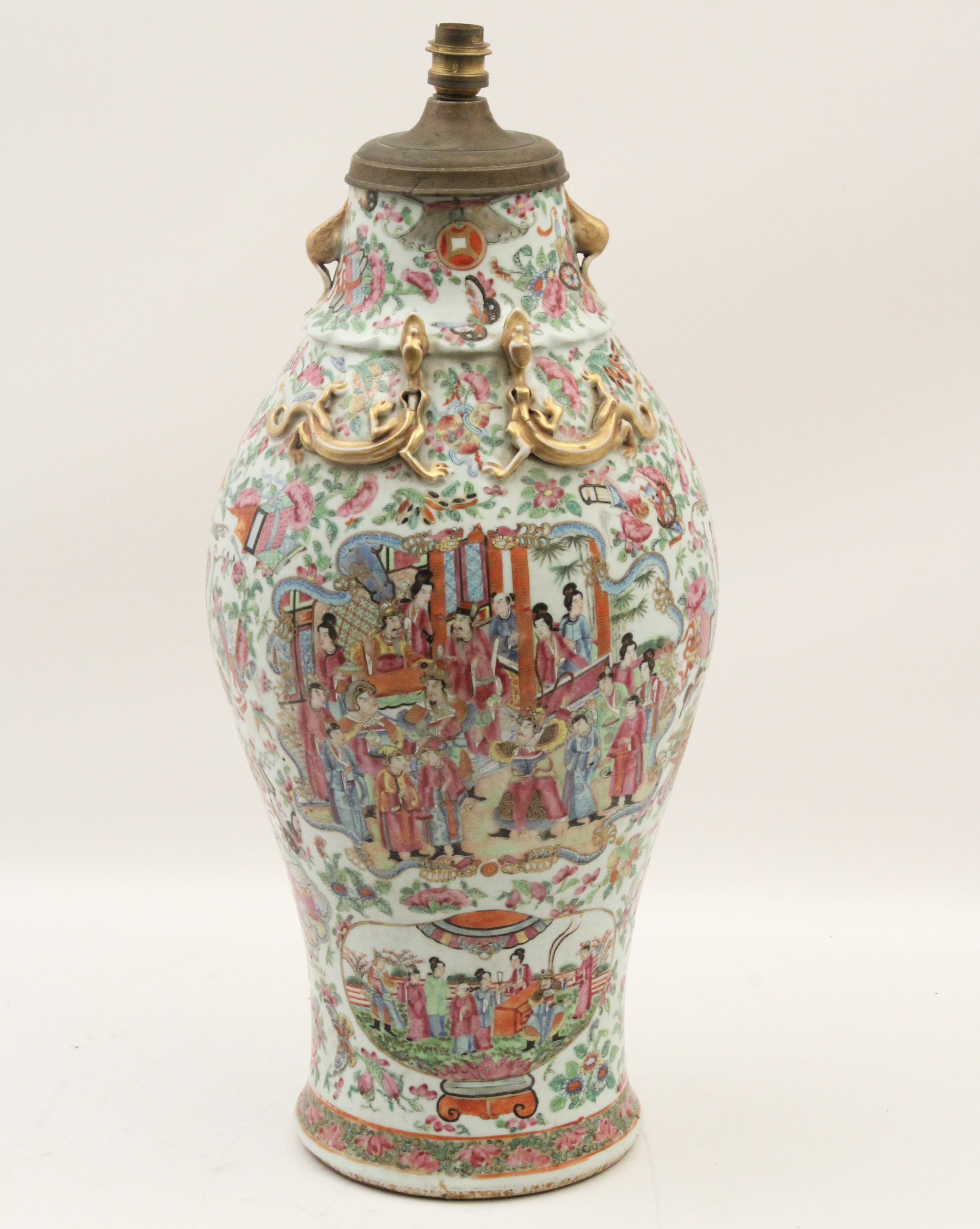 CHINESE FAMILLE ROSE URN MOUNTED