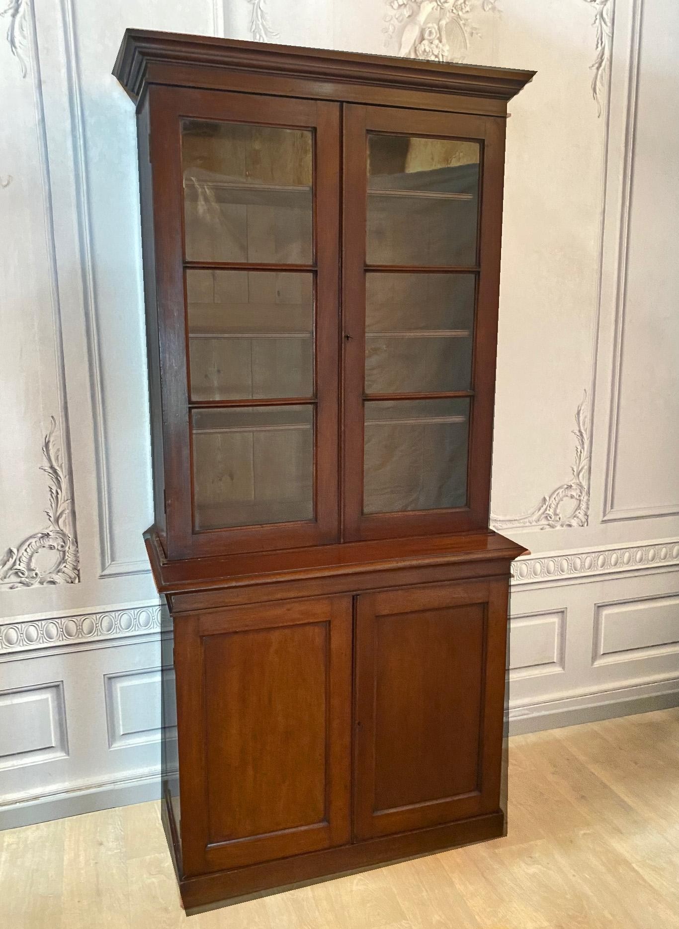 LATE GEORGIAN MAHOGANY BOOKCASE,