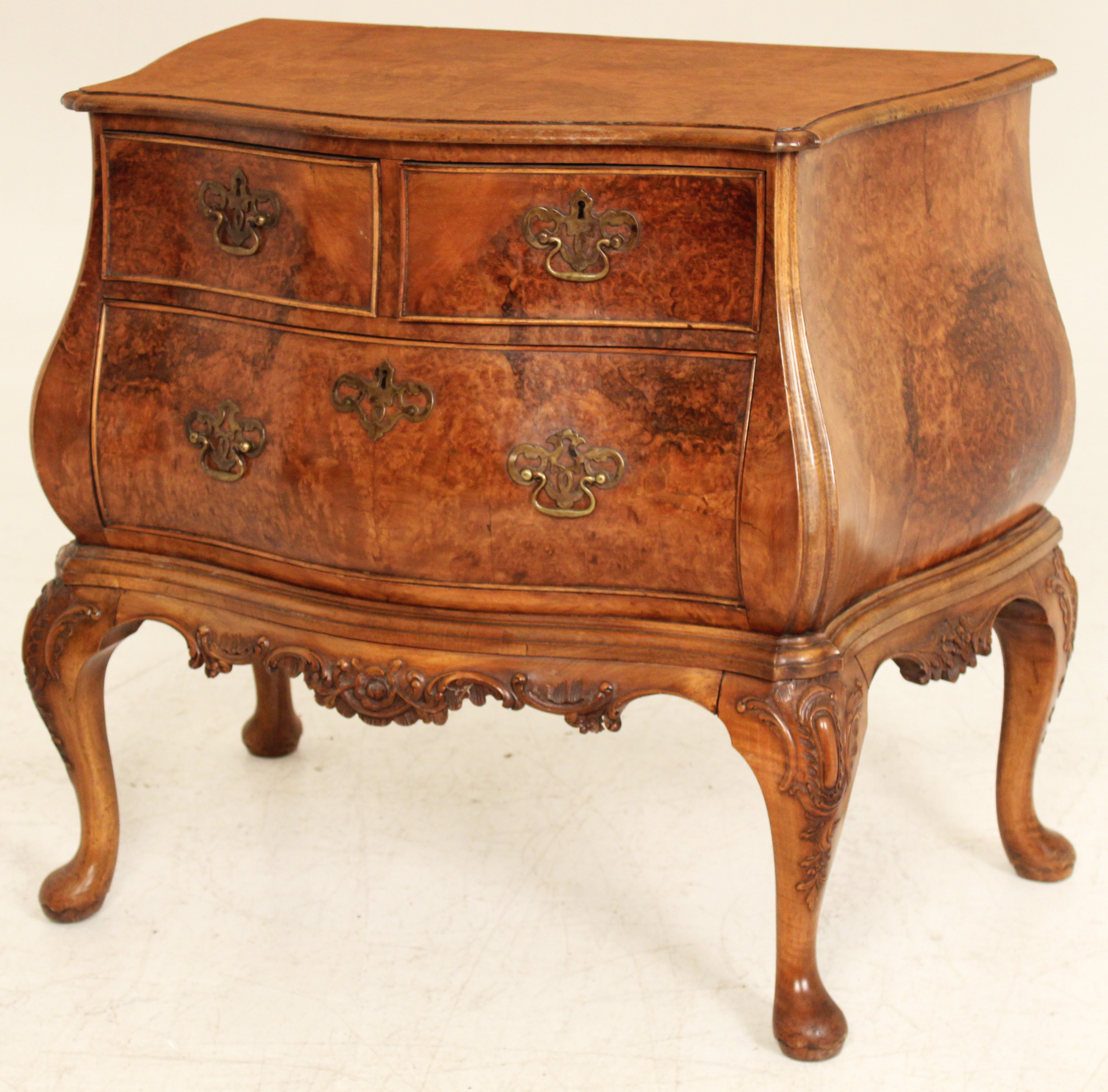 DUTCH QUEEN ANNE STYLE BURL WALNUT 35e897