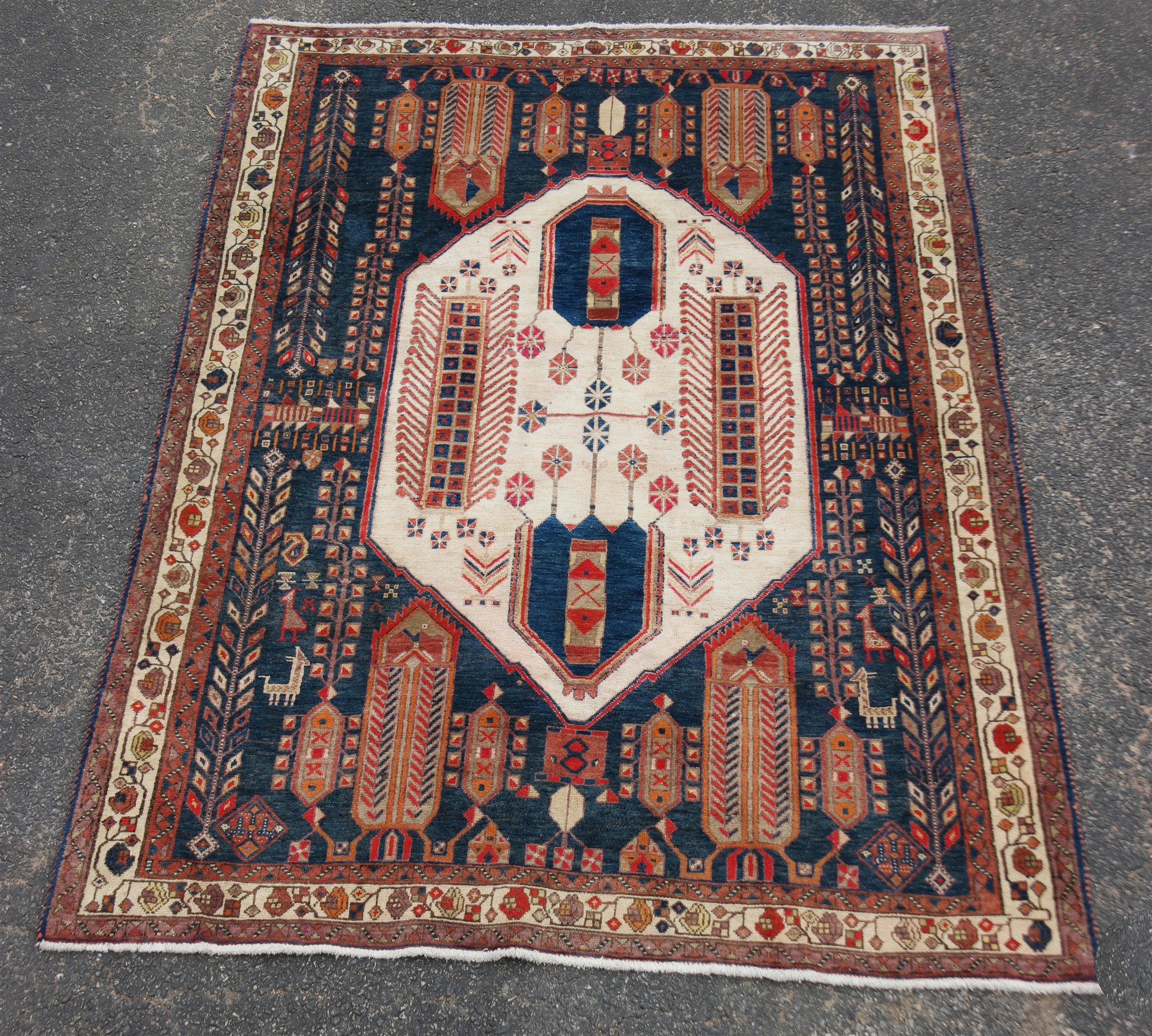 ORIENTAL RUG 5'7" X 8'2" AFSHAR