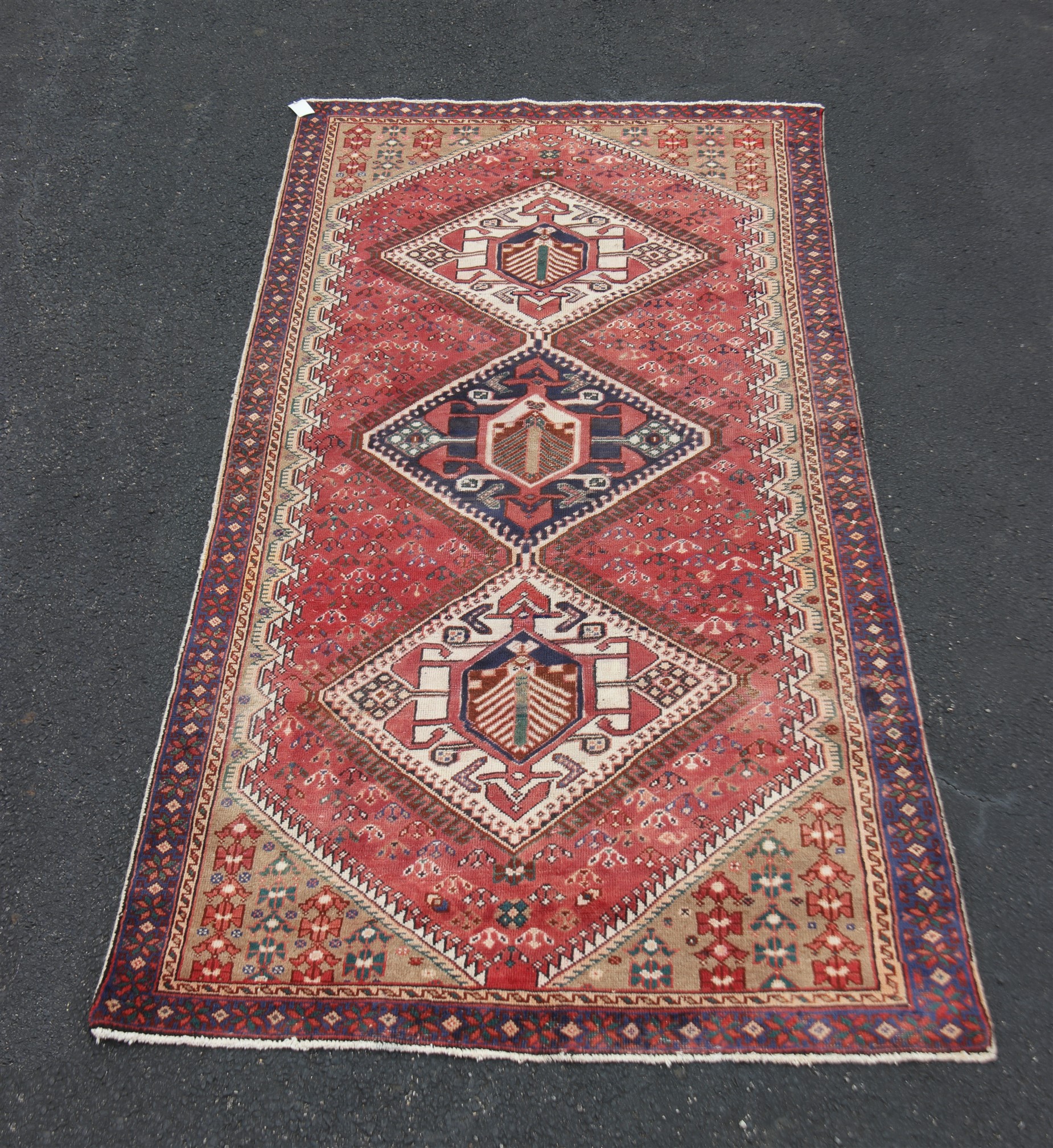 ORIENTAL RUG 4'9" X 9'10" PERSIAN