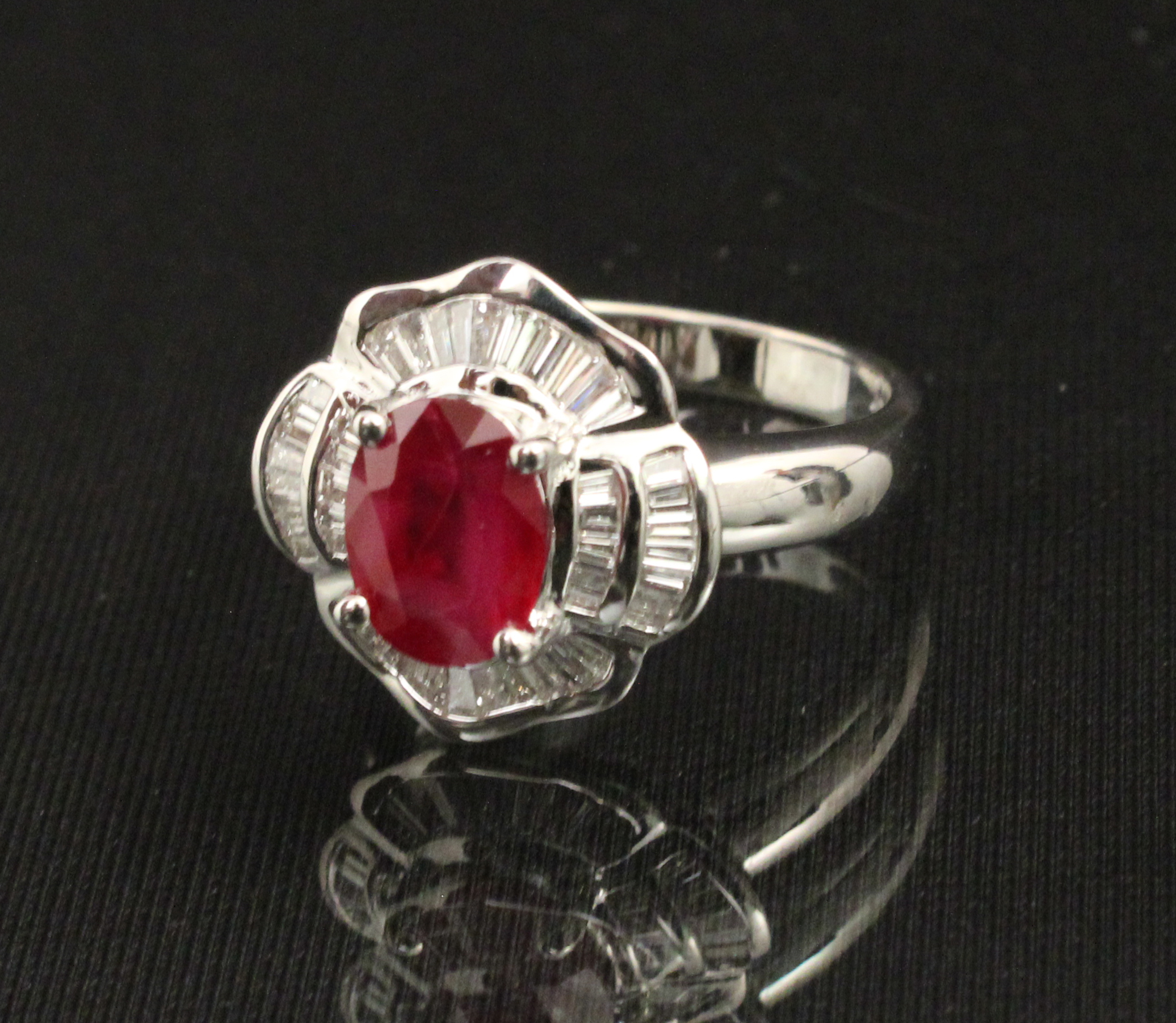 18K WHITE GOLD 2 10 CT RUBY AND 35e922